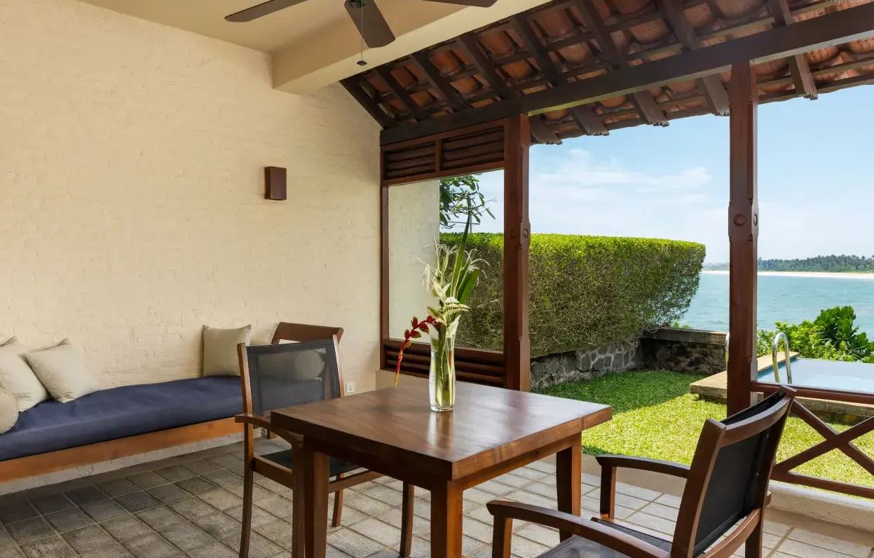 Single Deluxe with Private Pool