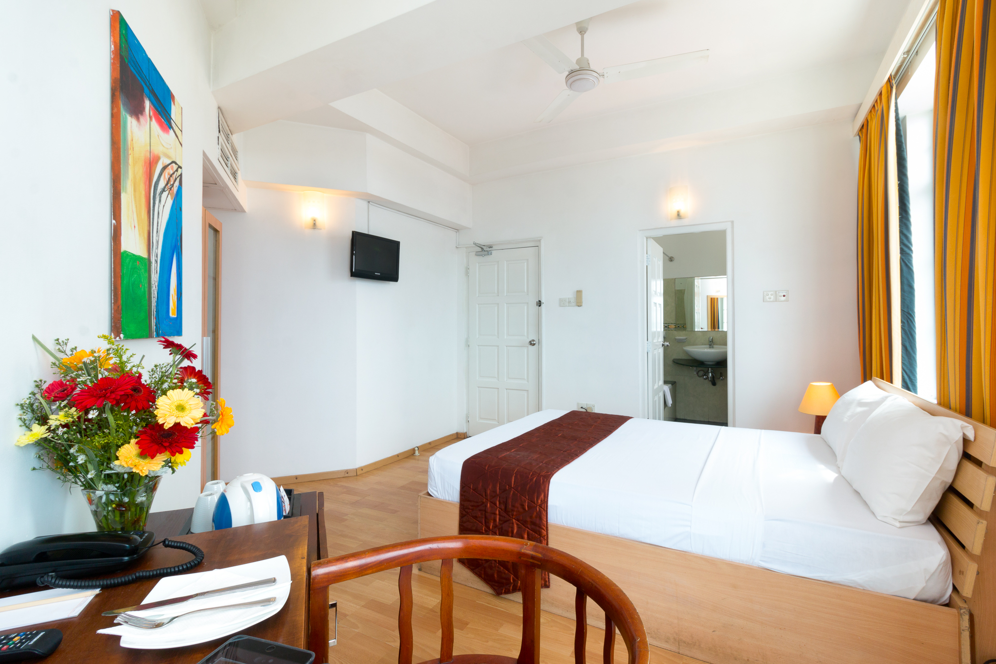 Single Deluxe One Bed