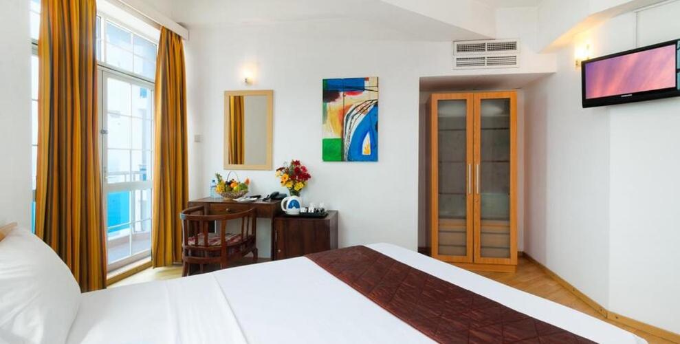 Double or Twin One Bedroom