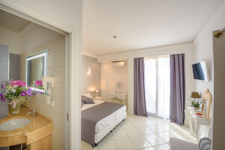 Double or Twin Sea View