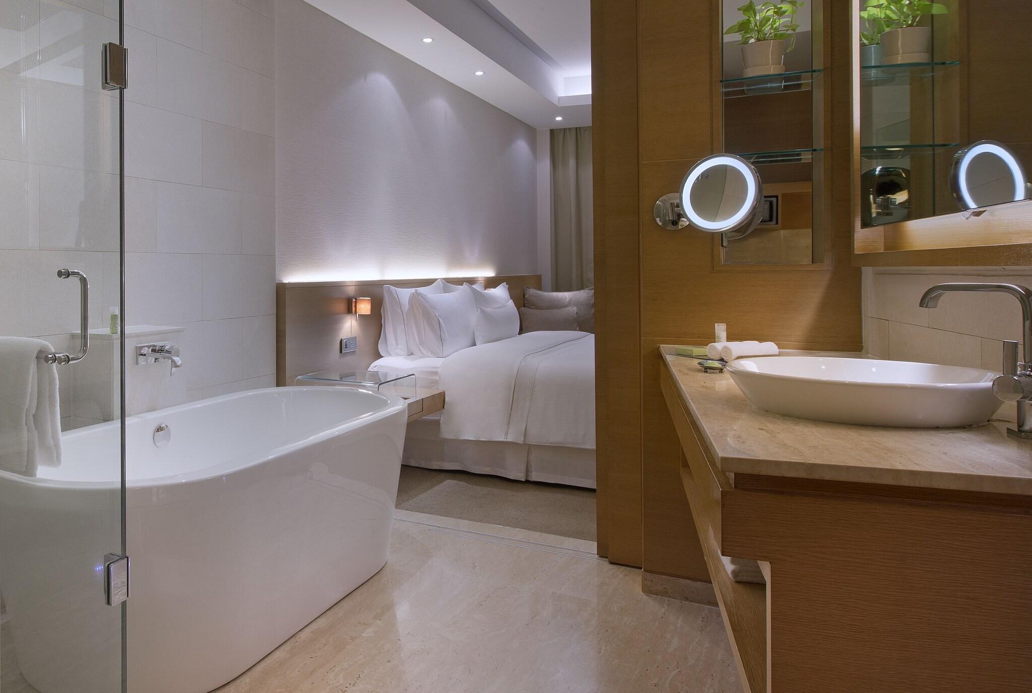 Double City View King Bed