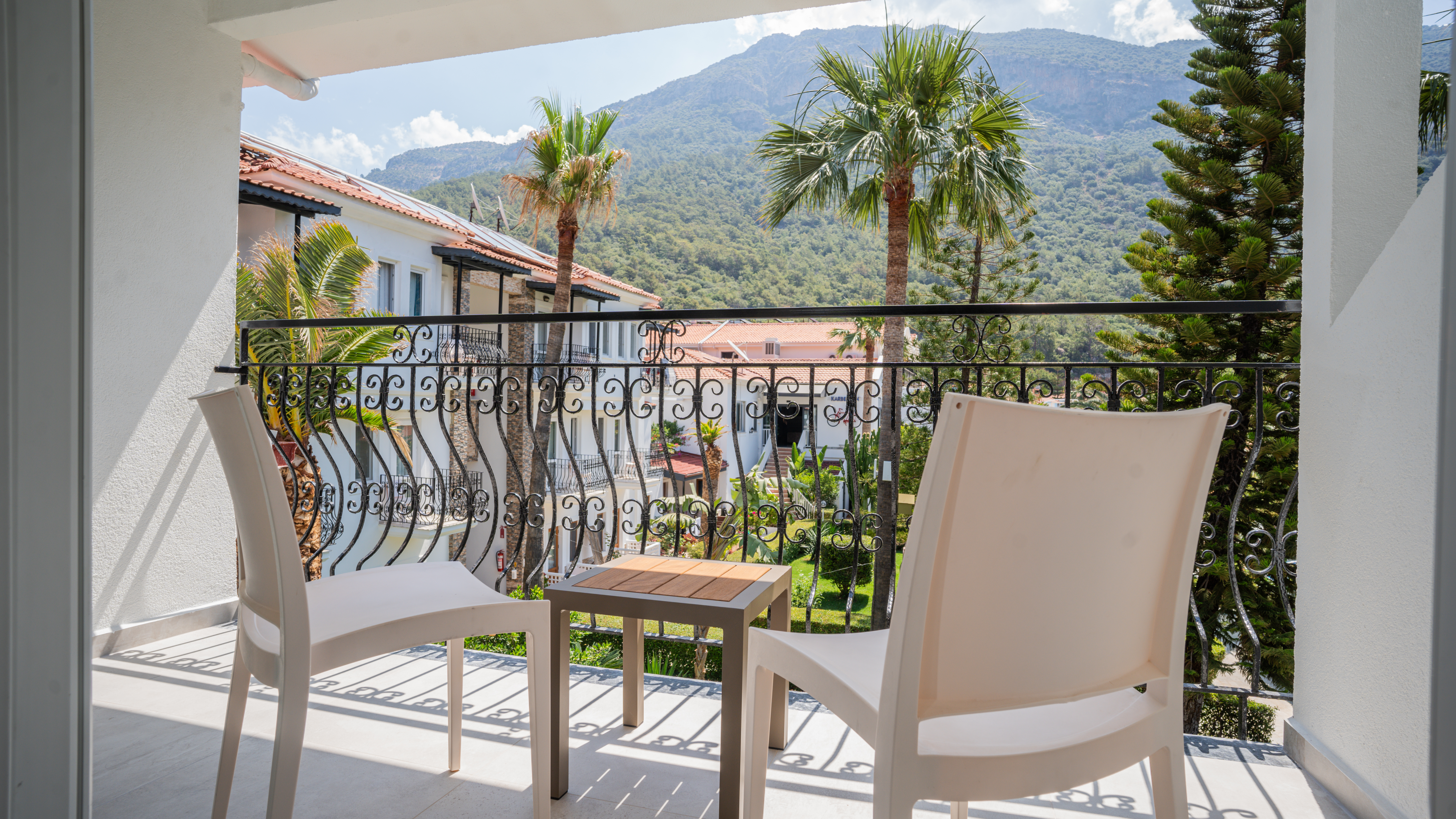 Double Single Deluxe