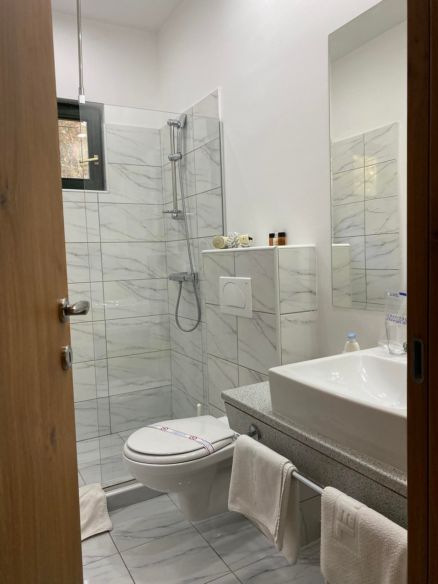 Suite Two Bedrooms One Bathroom