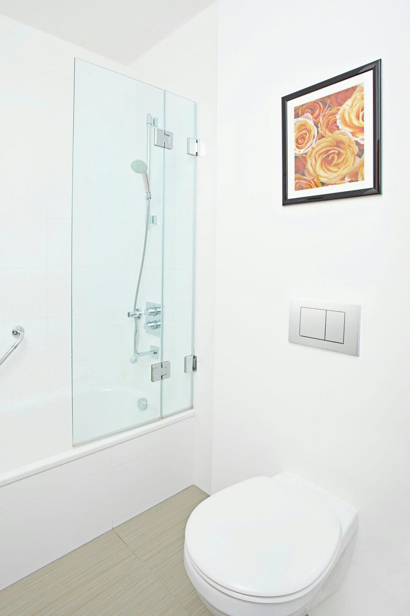 Double Superior King Bed