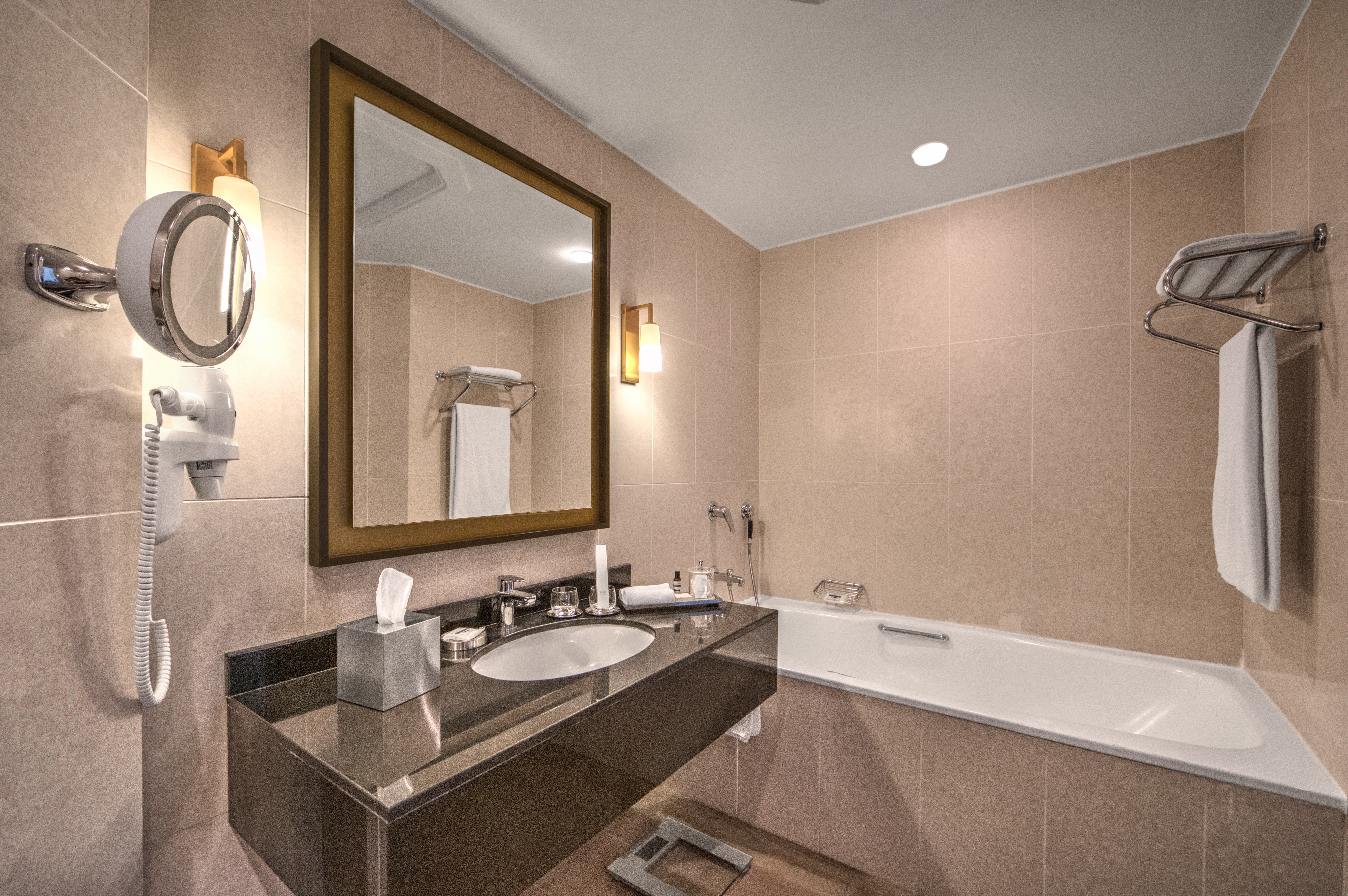 Double King Size Bed