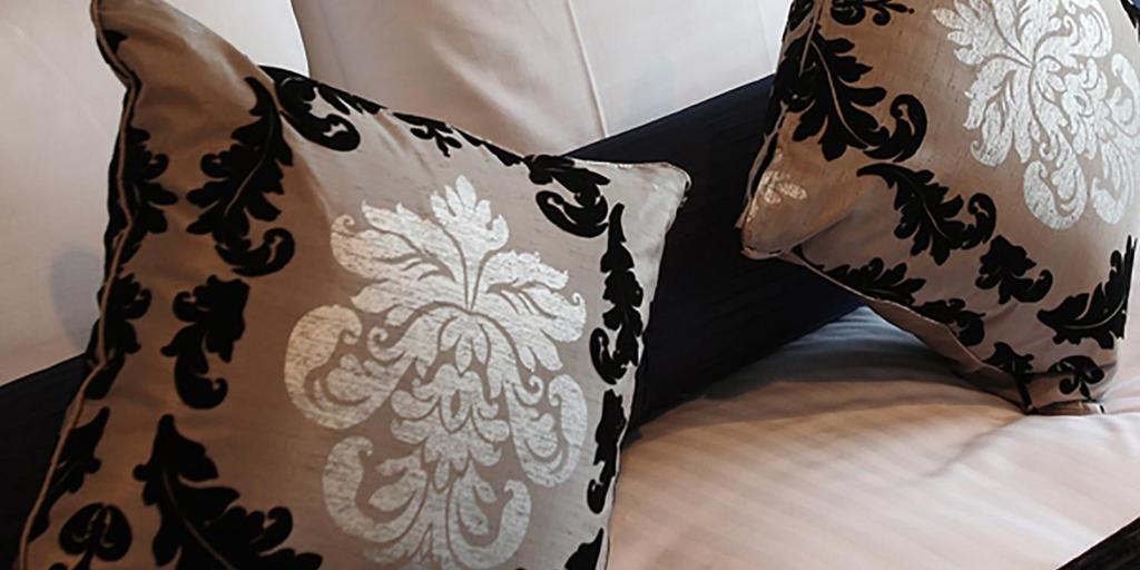 Double or Twin Deluxe