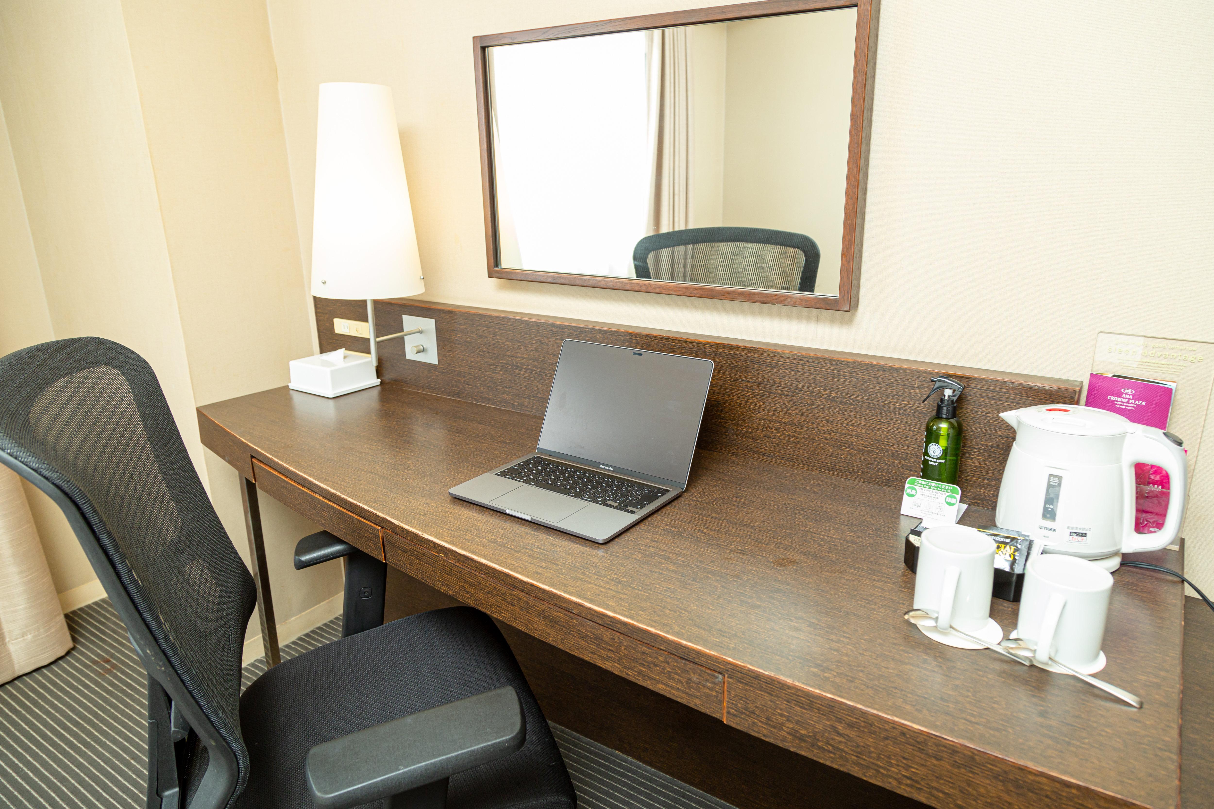 Double King Bed Non Smoking