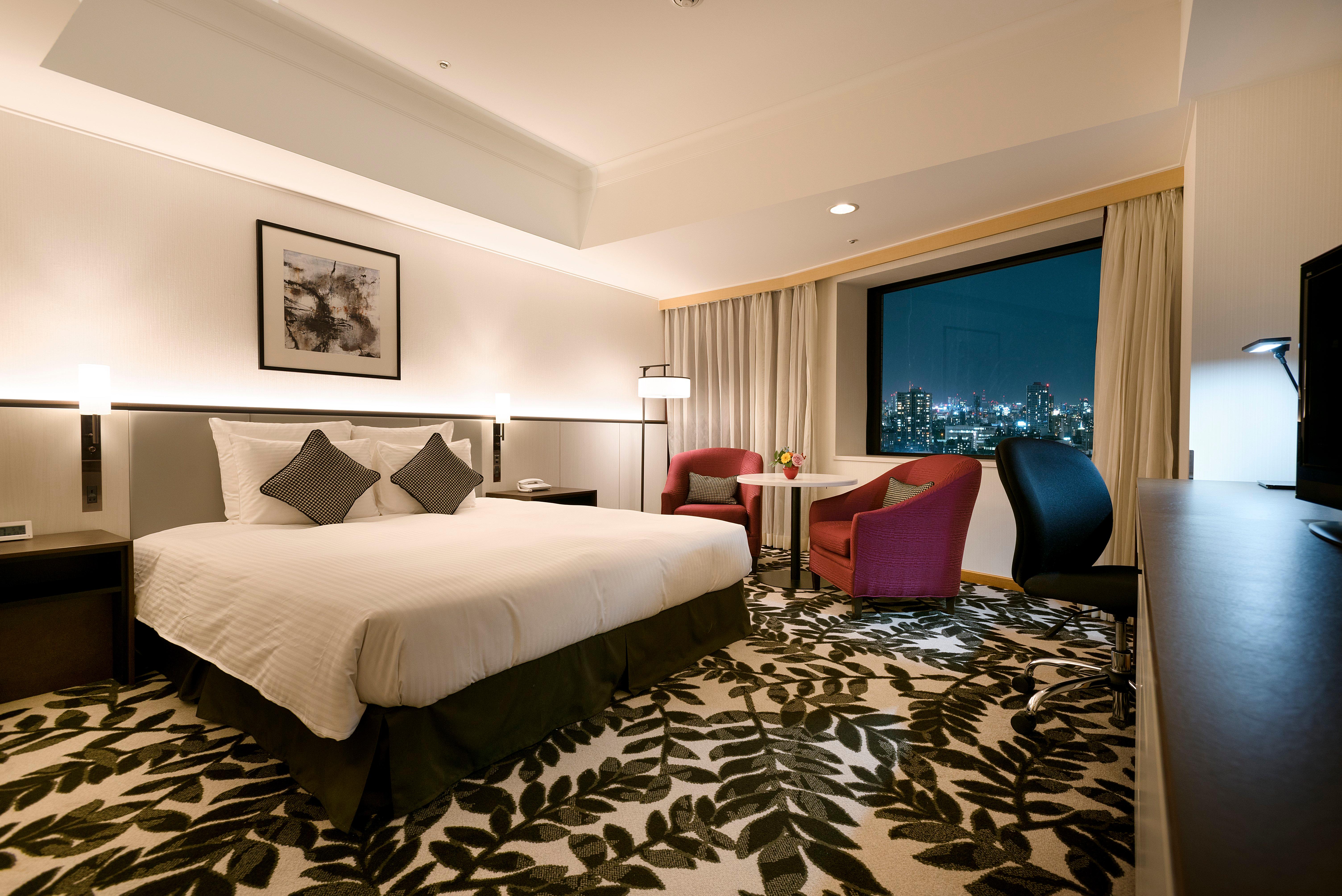 Double Premium Queen Bed