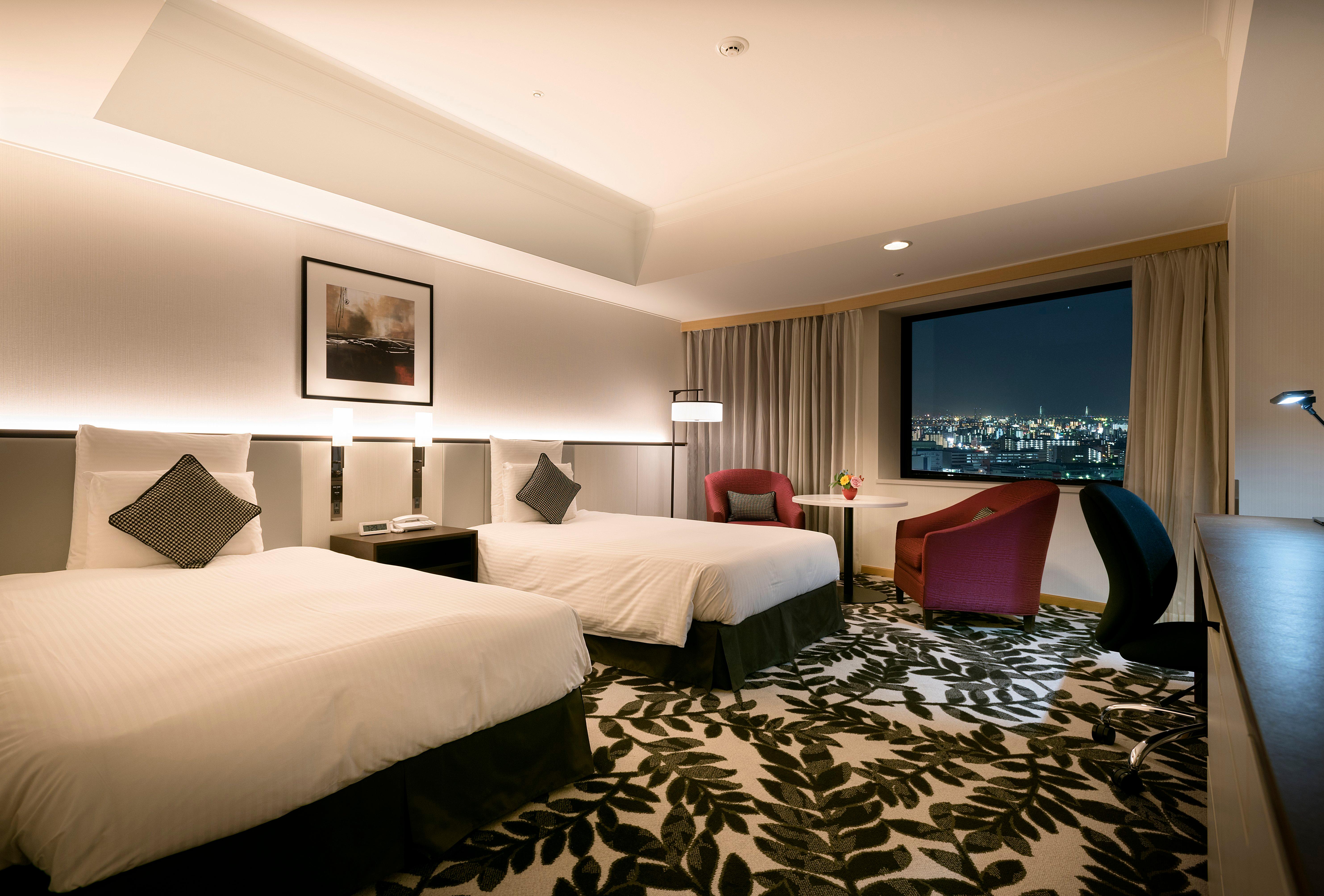 Twin Premium City View