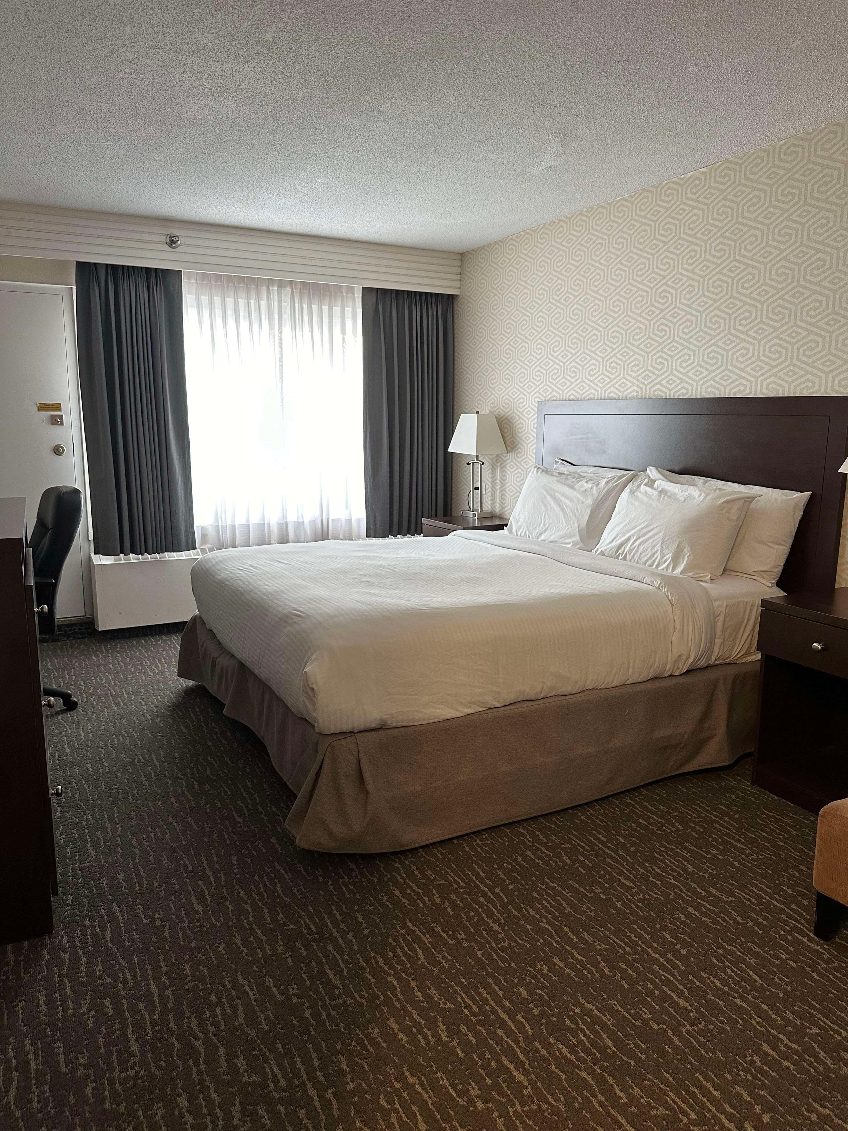 Room with Kitchenette