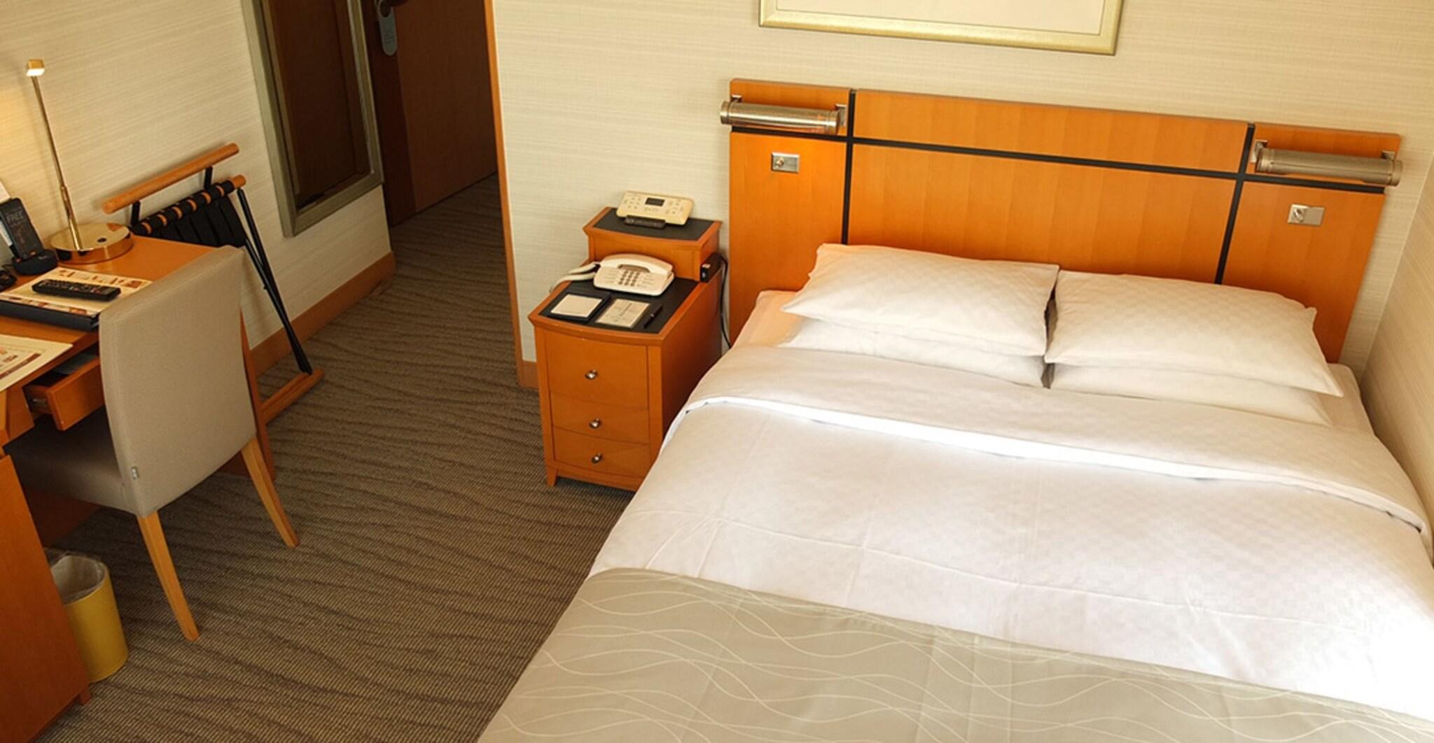 Double Queen Bed Non Smoking