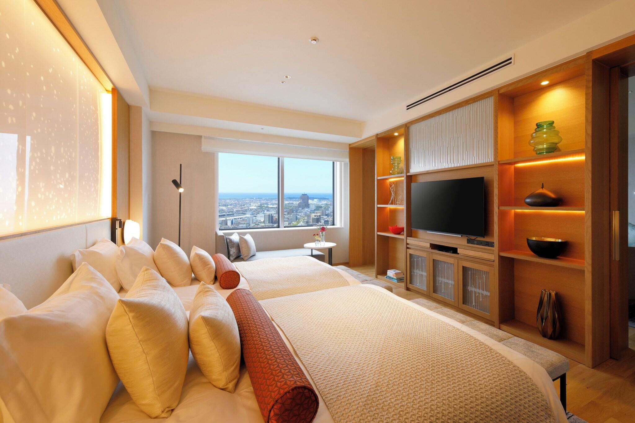 Suite Two Double Beds Non Smoking