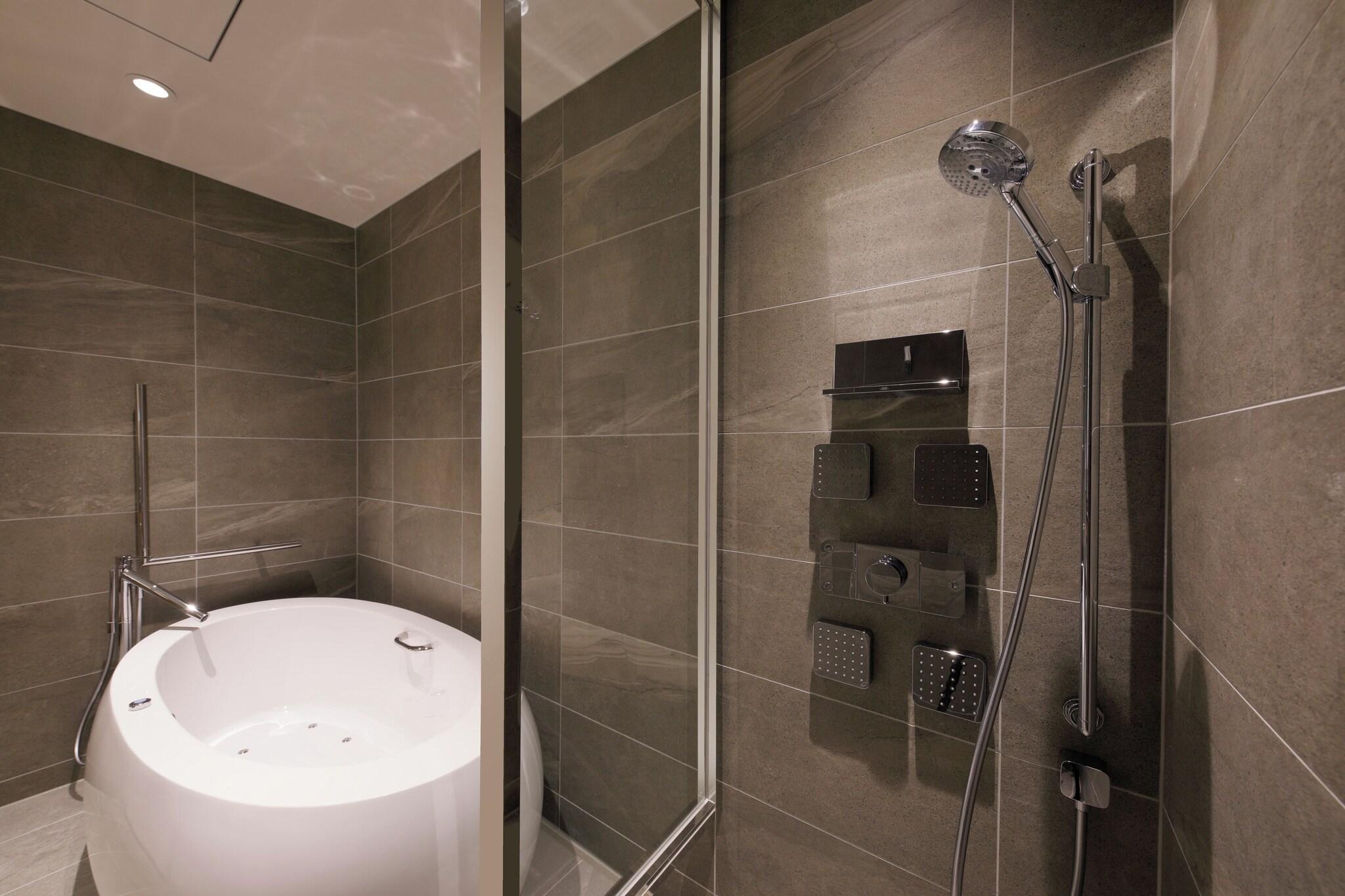 Suite Two Double Beds Non Smoking