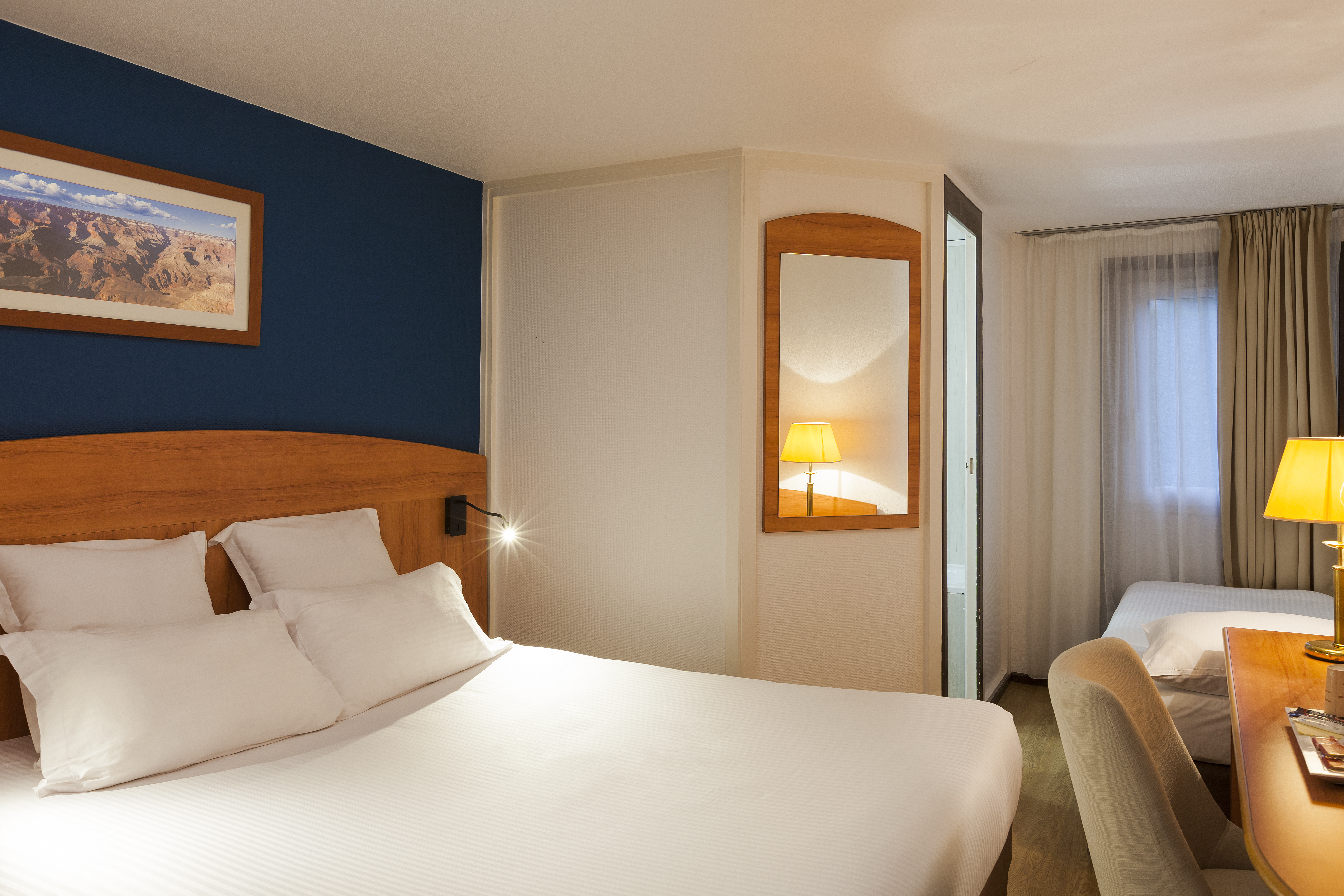 Double or Twin Standard