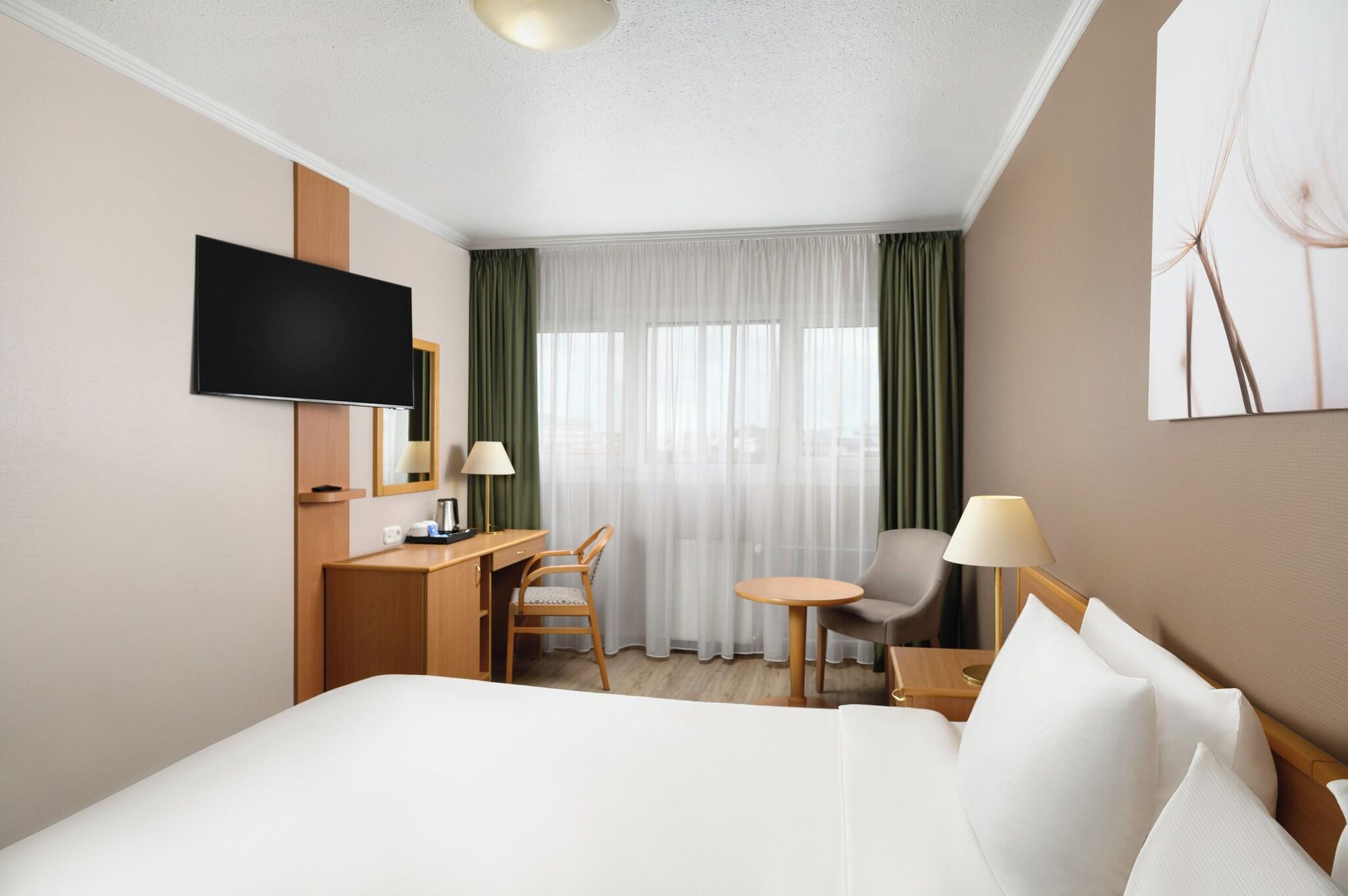 Double King Size Bed