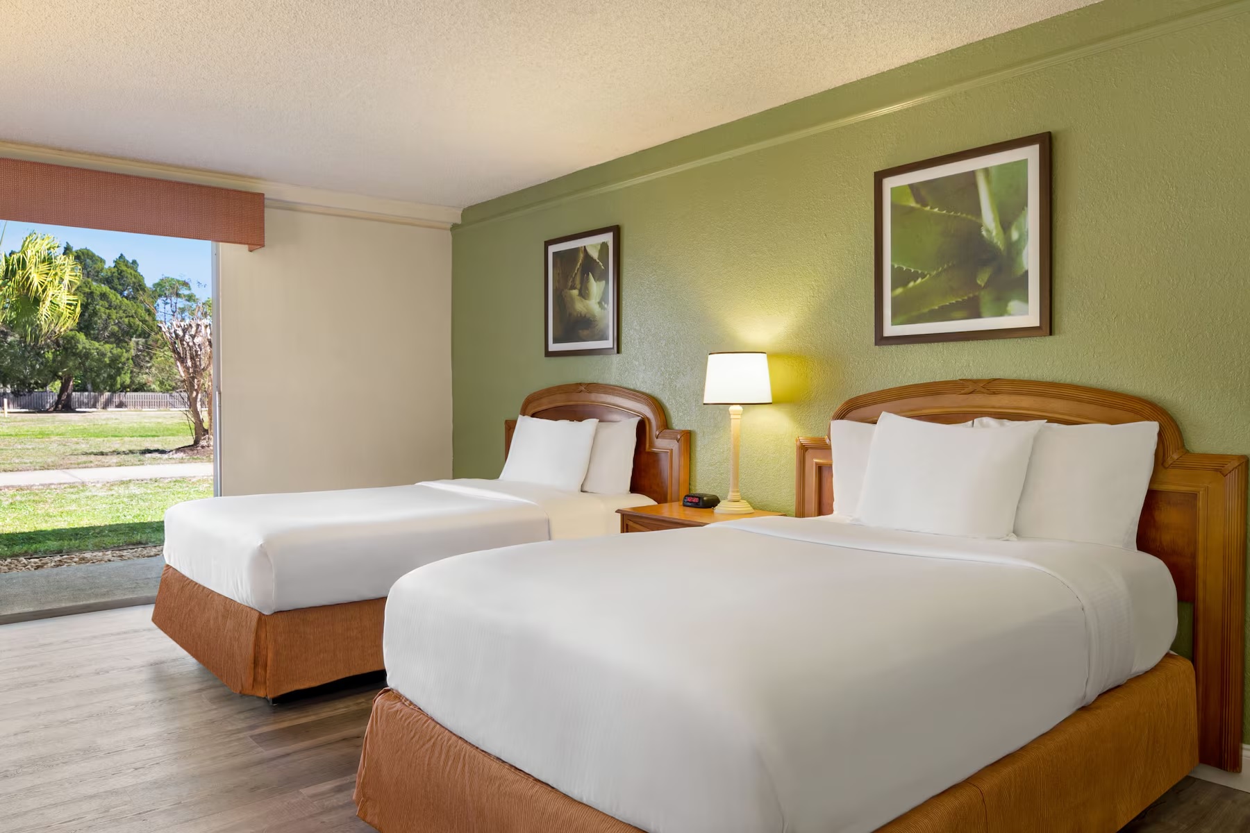 Room Two Double Beds