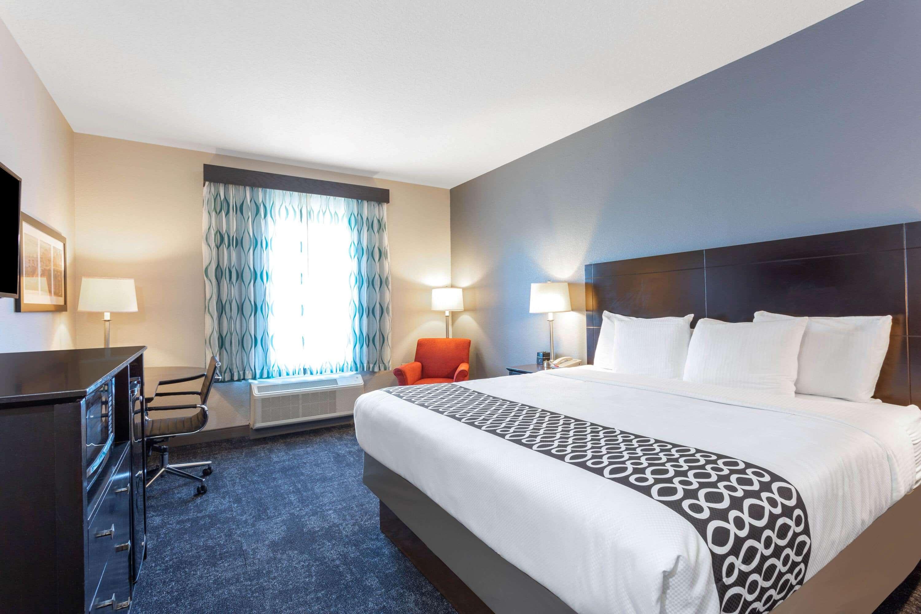 Room King Bed Non Smoking