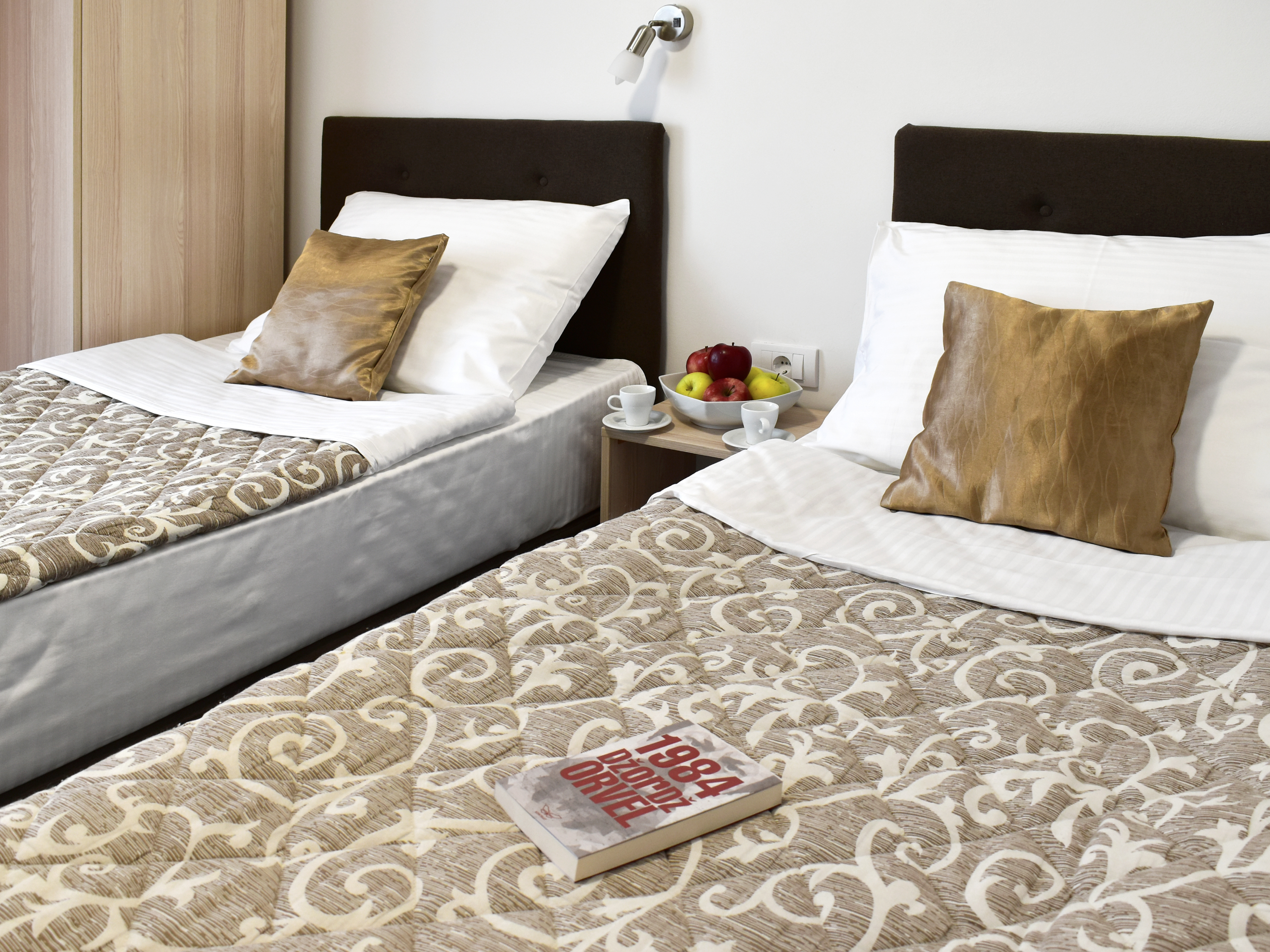 Double Single Superior