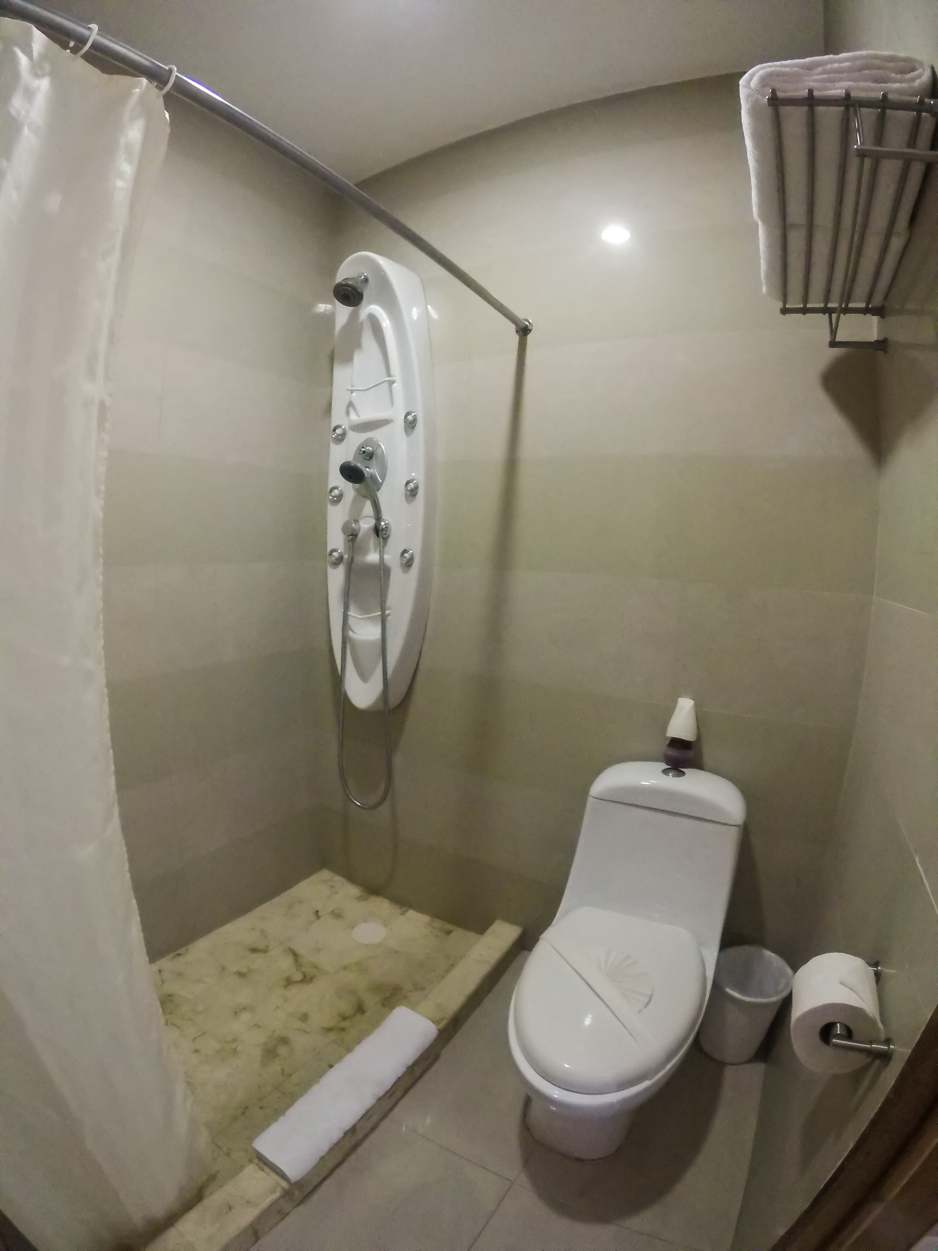 Double Deluxe King Bed