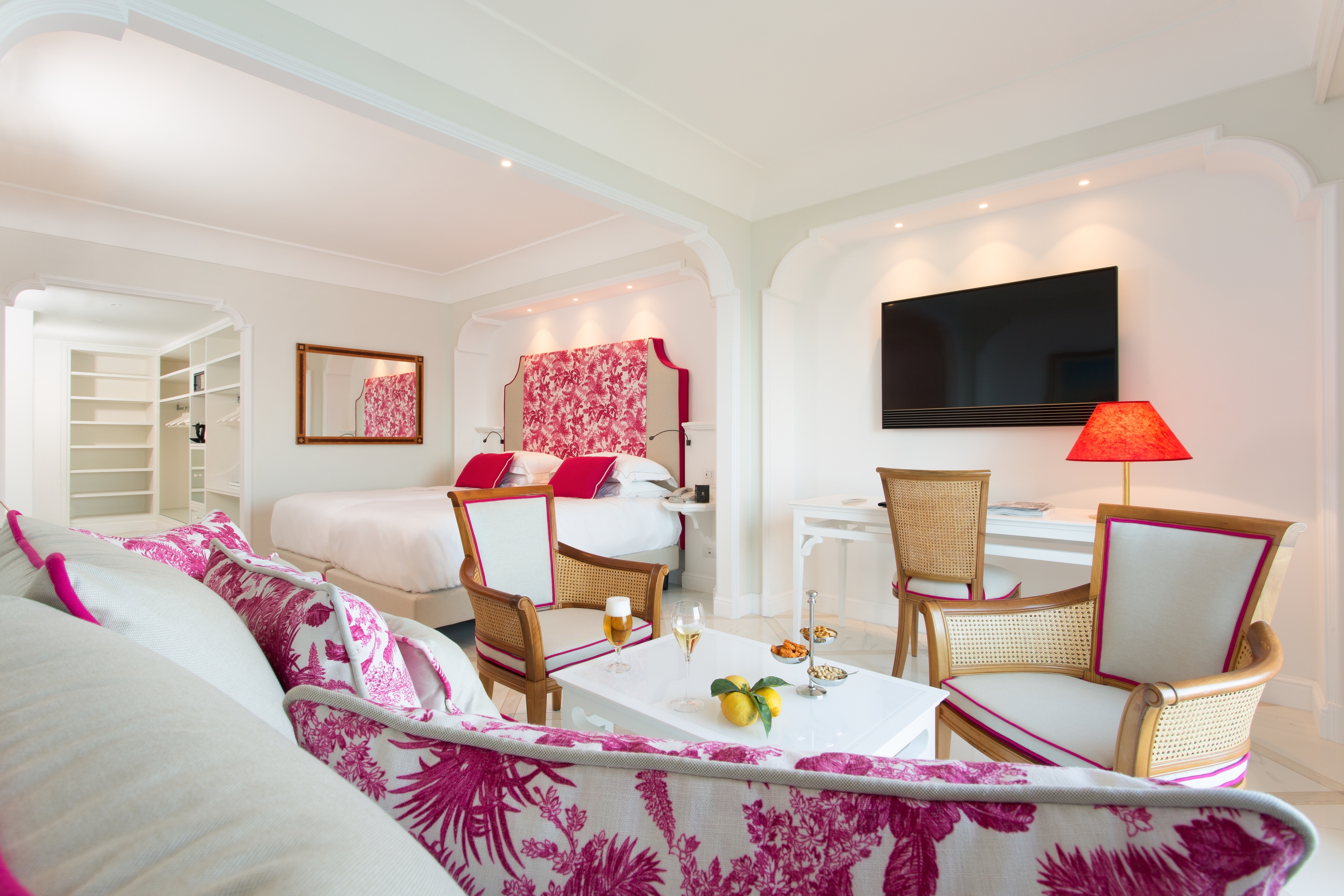 Junior Suite with Jacuzzi with Views