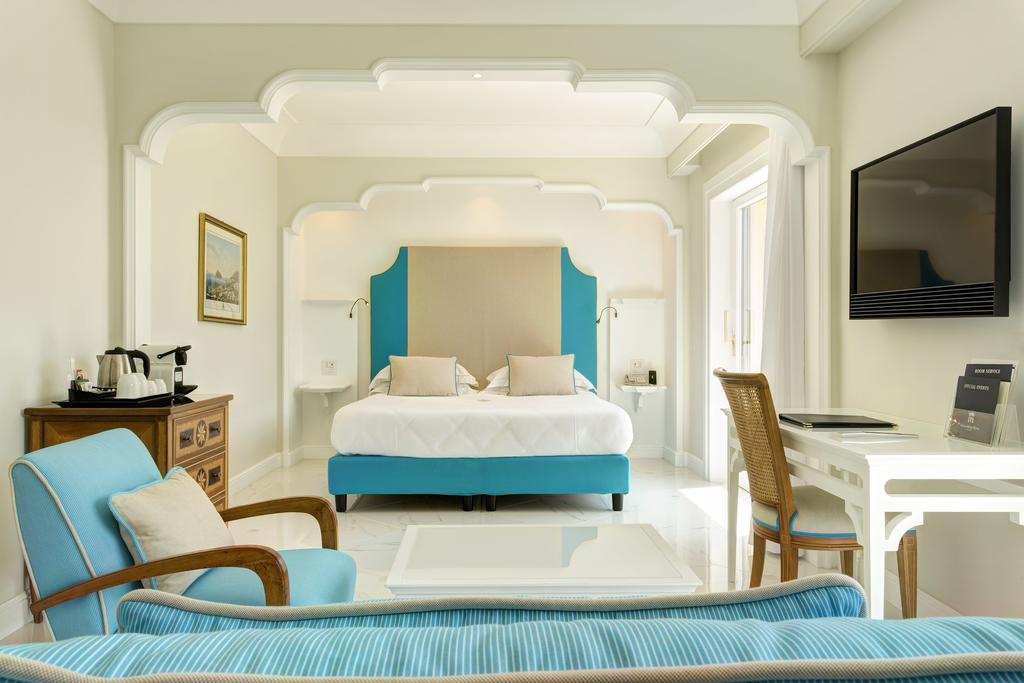 Suite Superior City View