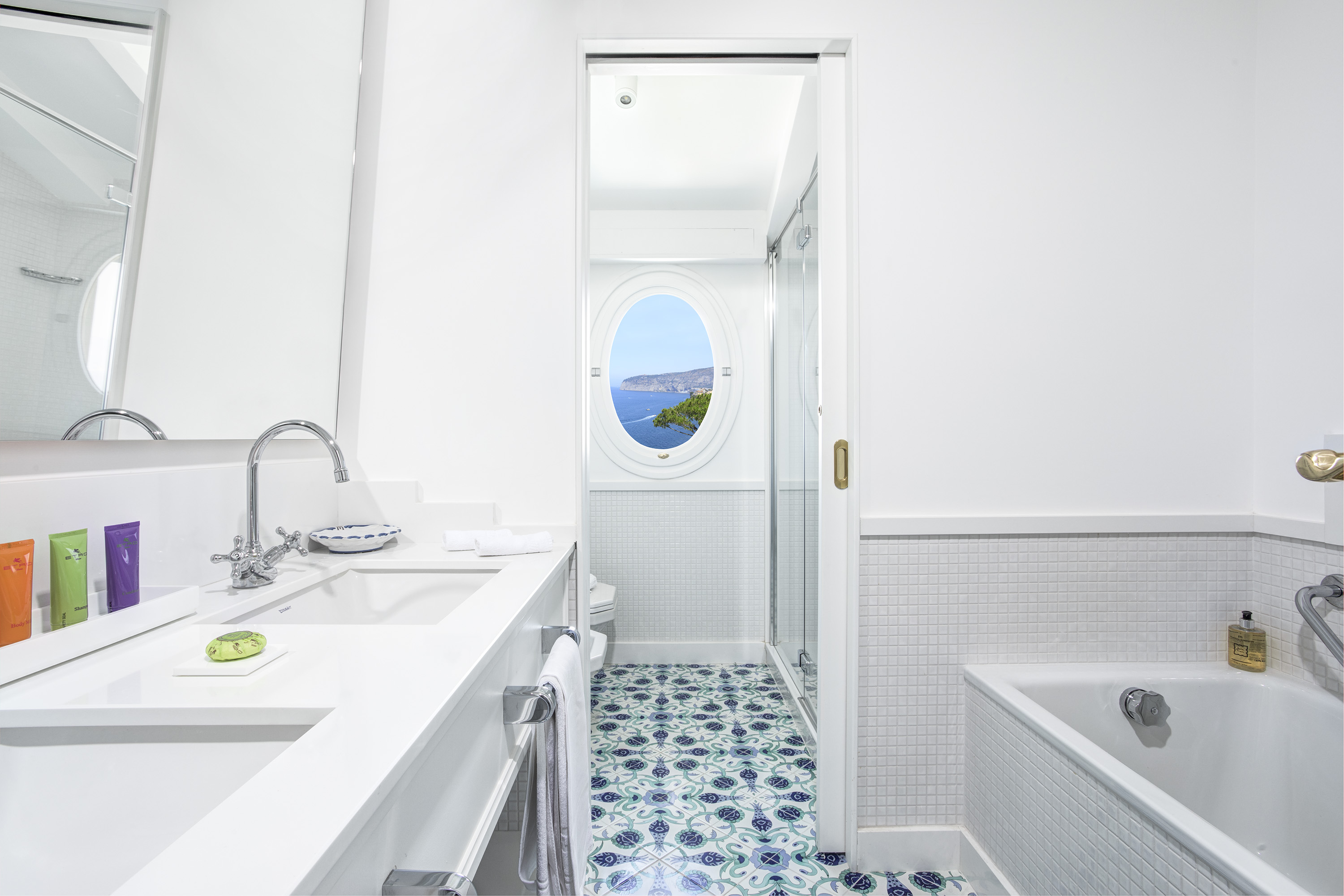 Junior Suite Deluxe Ocean View