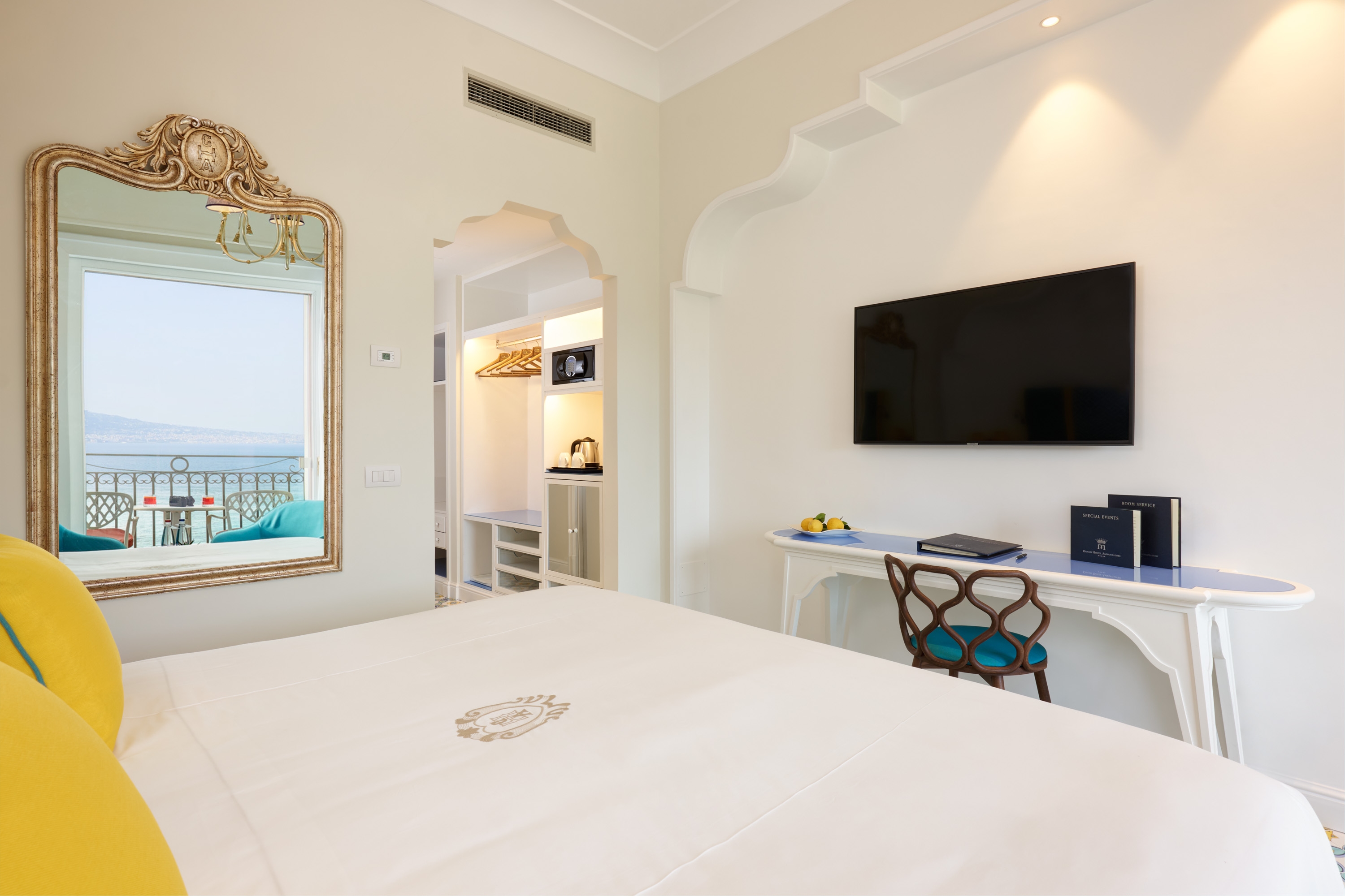 Double or Twin Premier Sea View