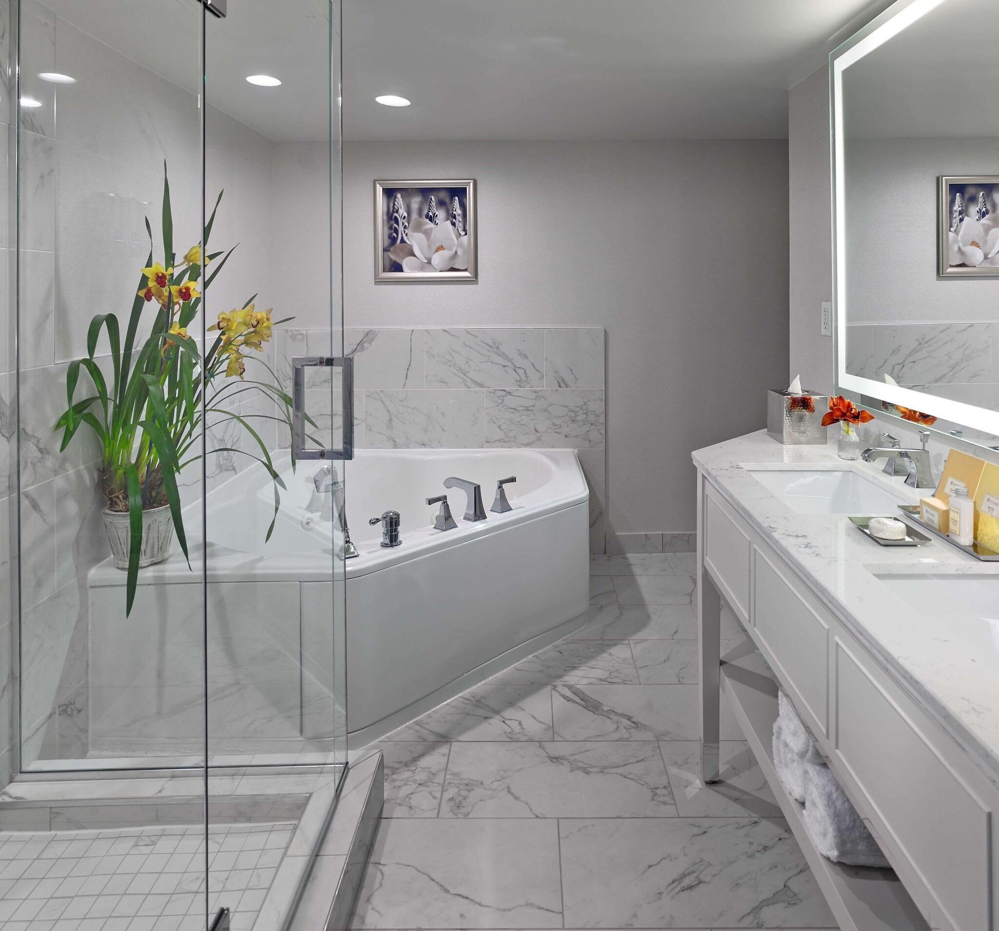 Junior Suite King Size Bed