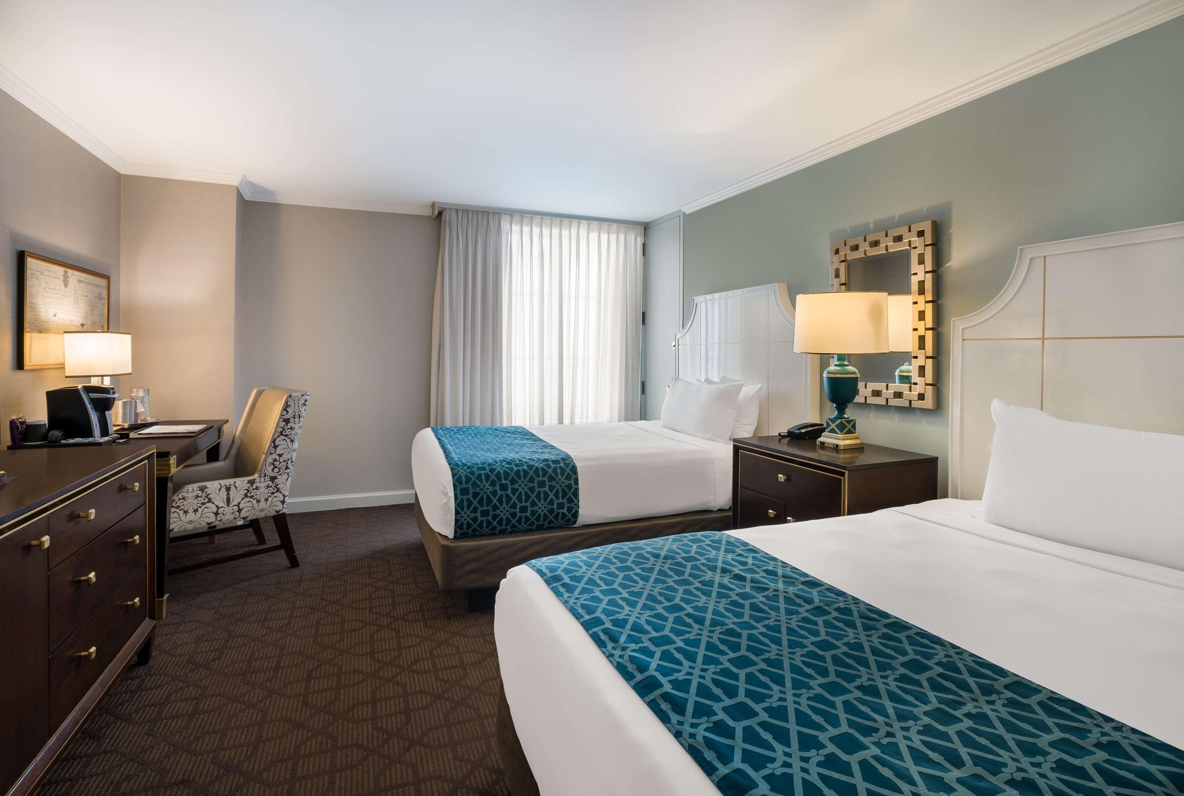 Double Deluxe Two Queen Beds