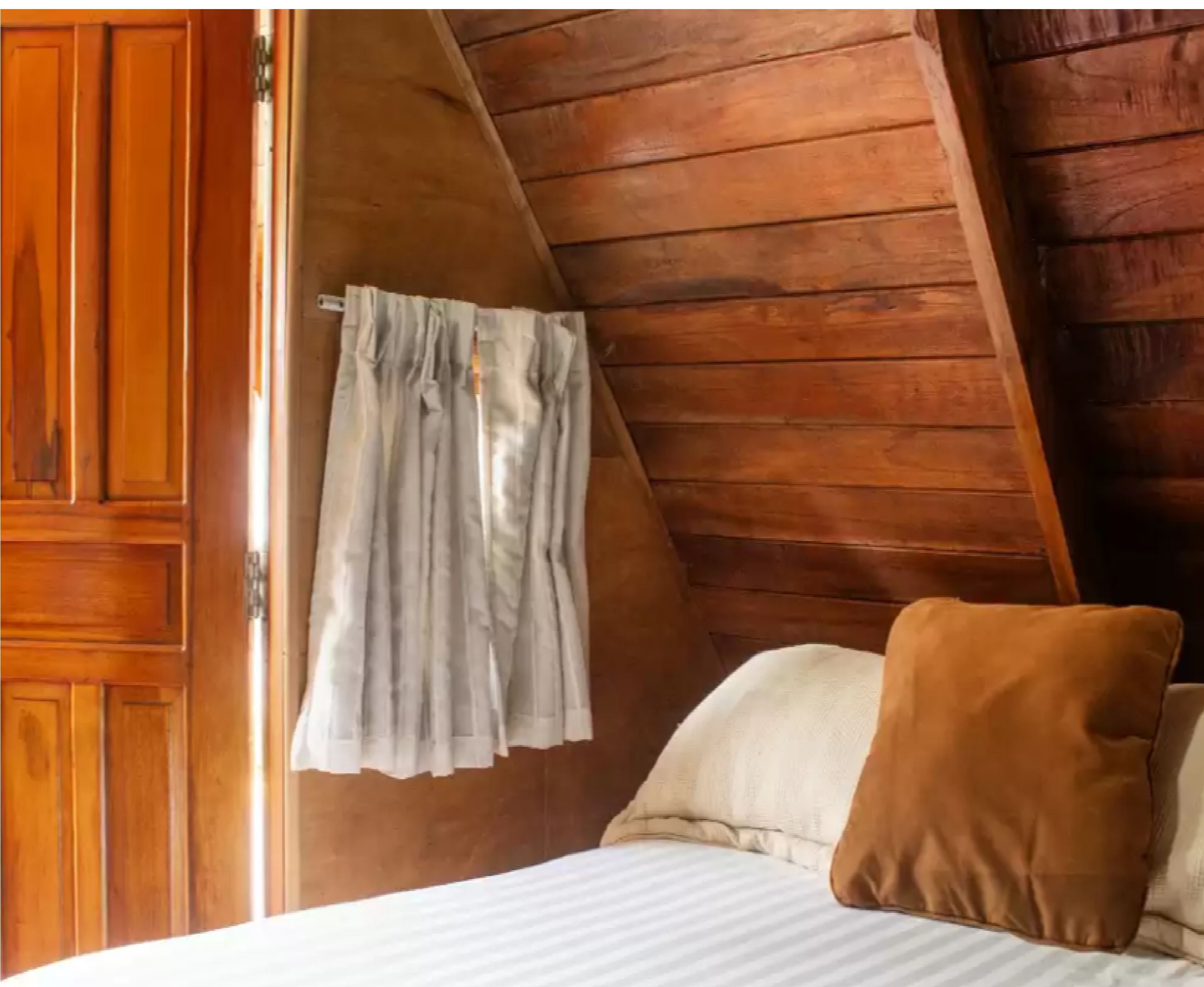 Cabin Queen Size Bed