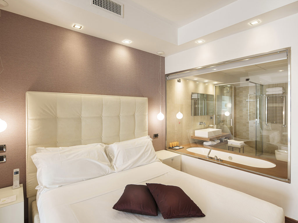 Junior Suite Side Sea View