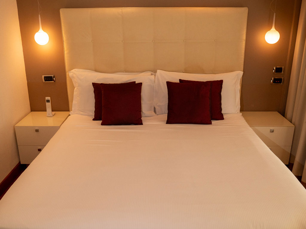 Triple Deluxe Side Sea View