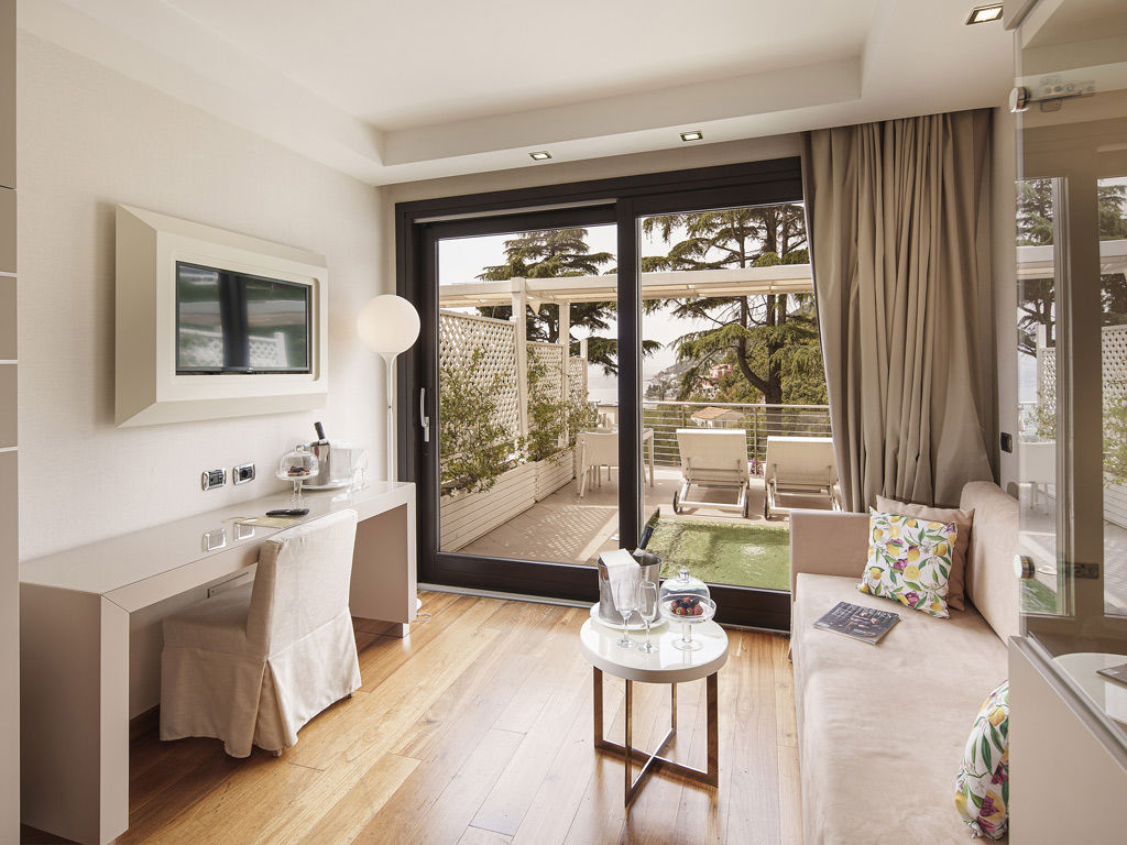 Junior Suite with Jacuzzi