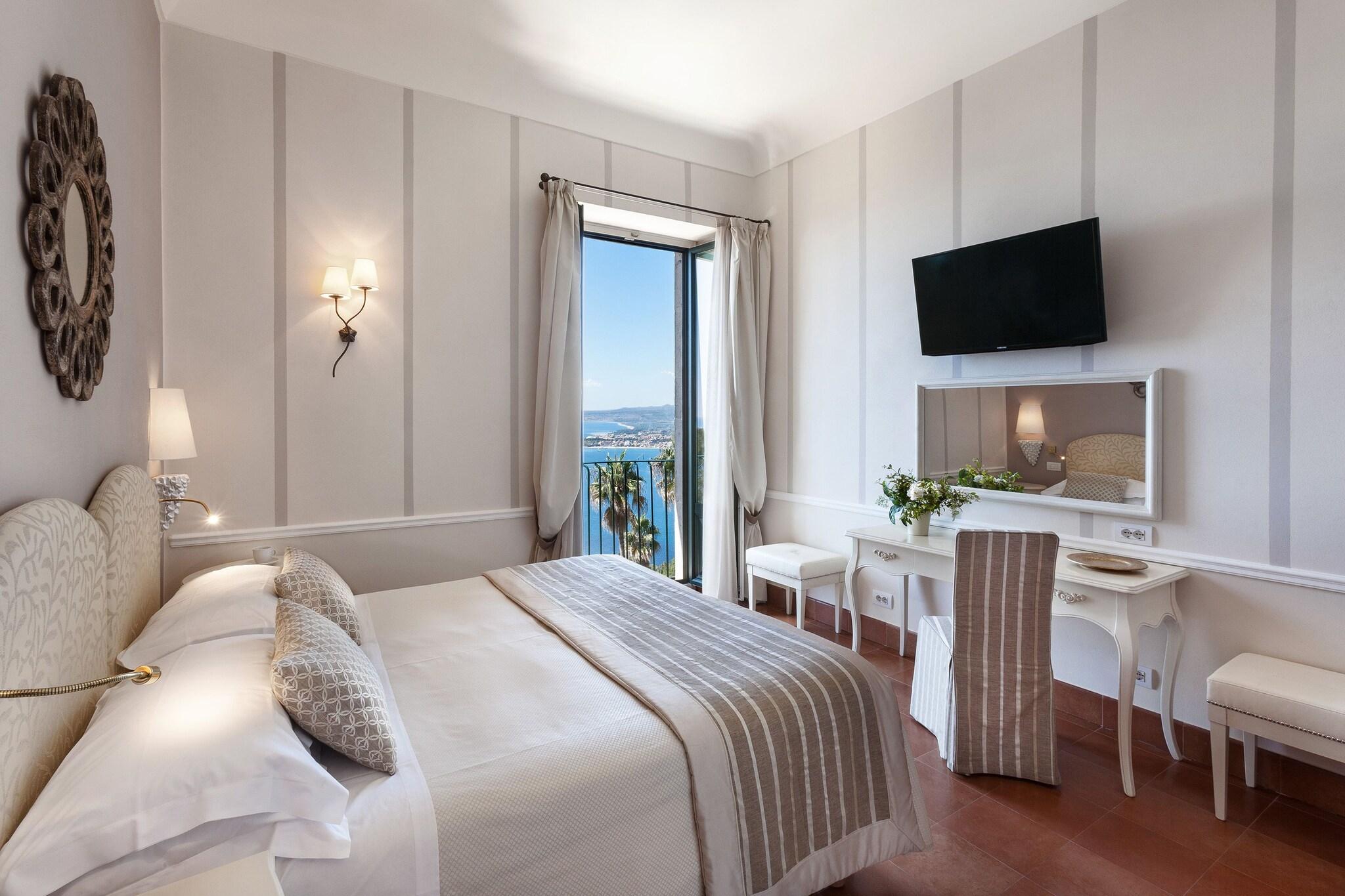 Double or Twin Classic Sea View