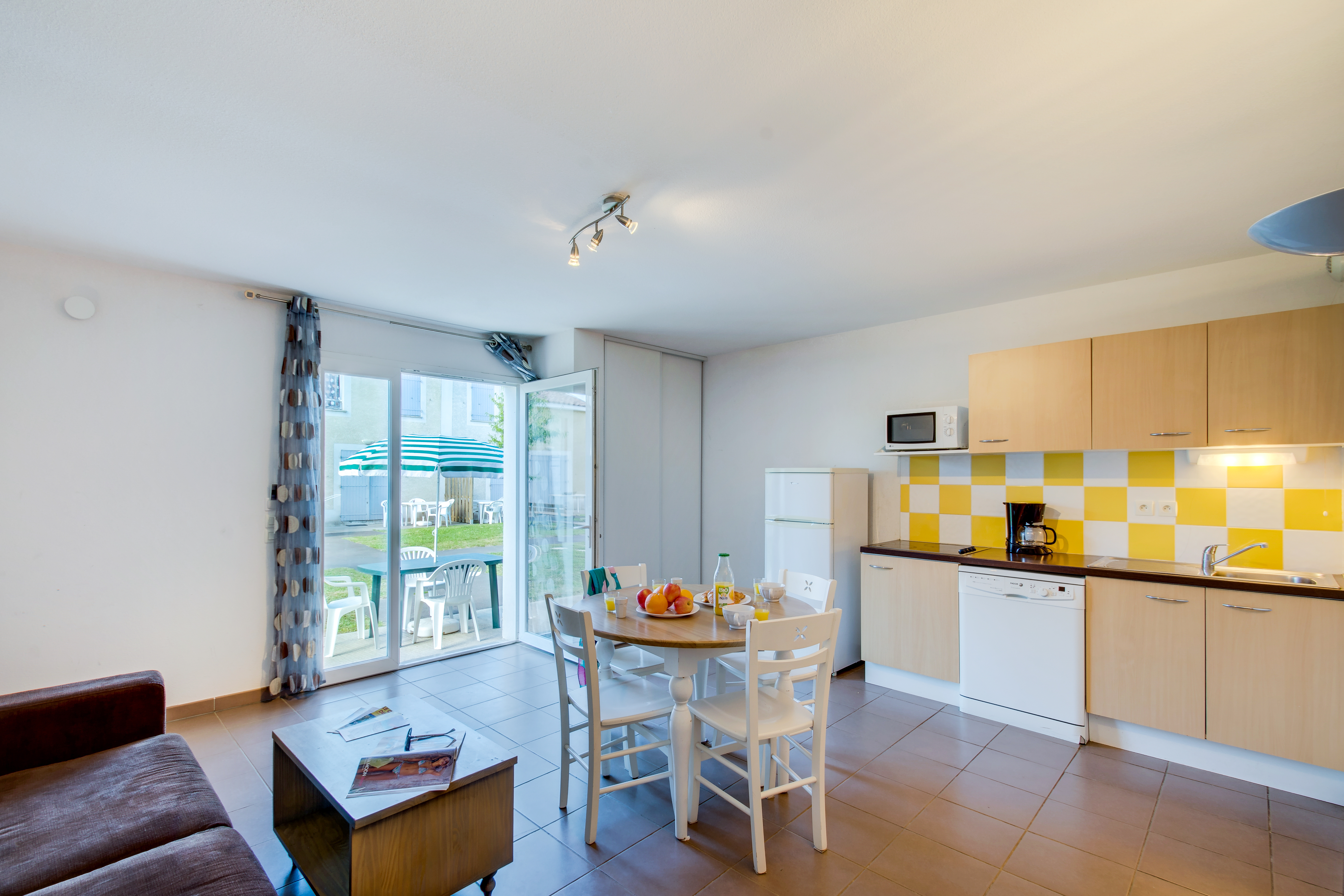 Home Capacity 6 Two Bedrooms