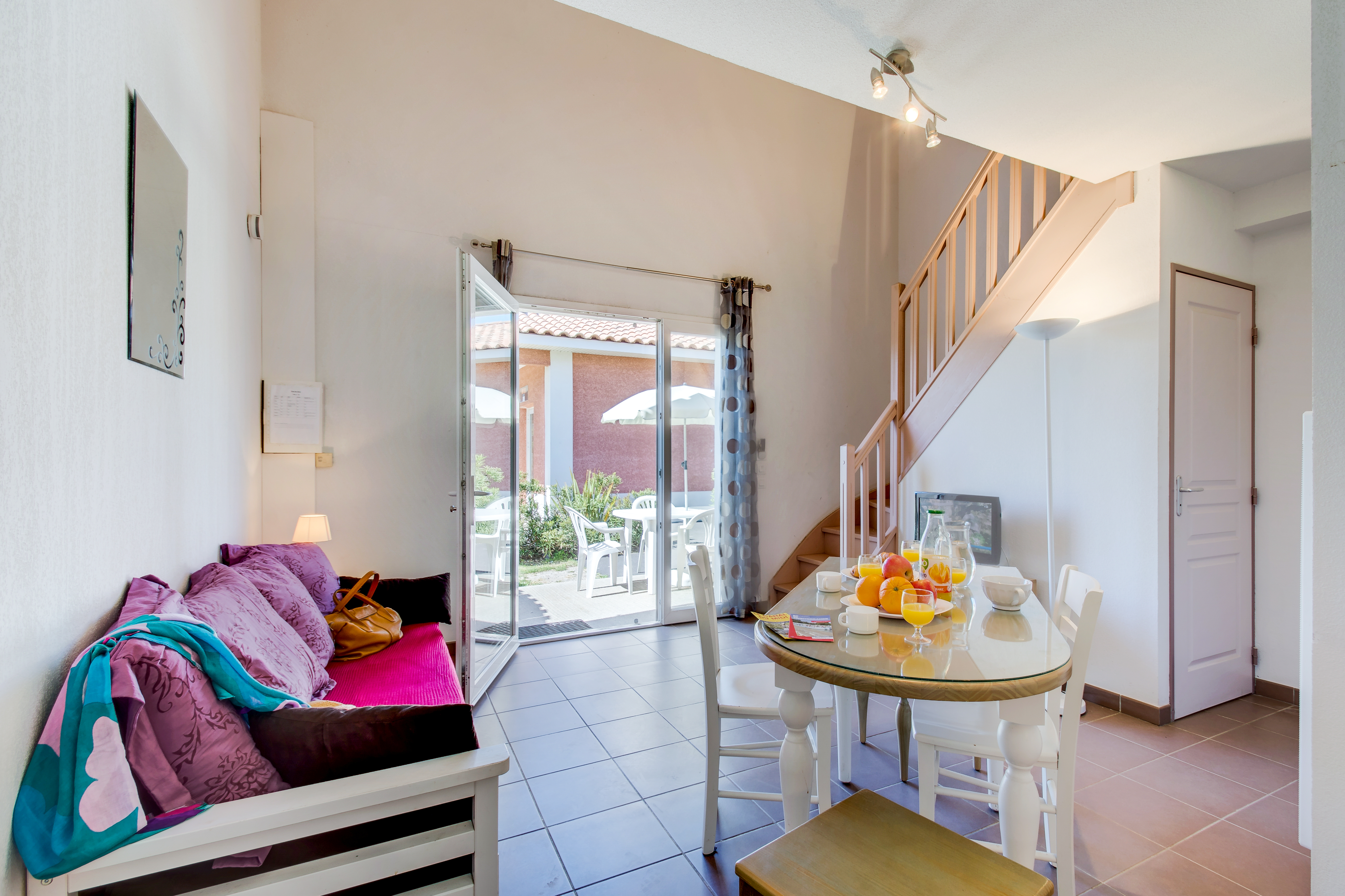 Home Capacity 6 Two Bedrooms