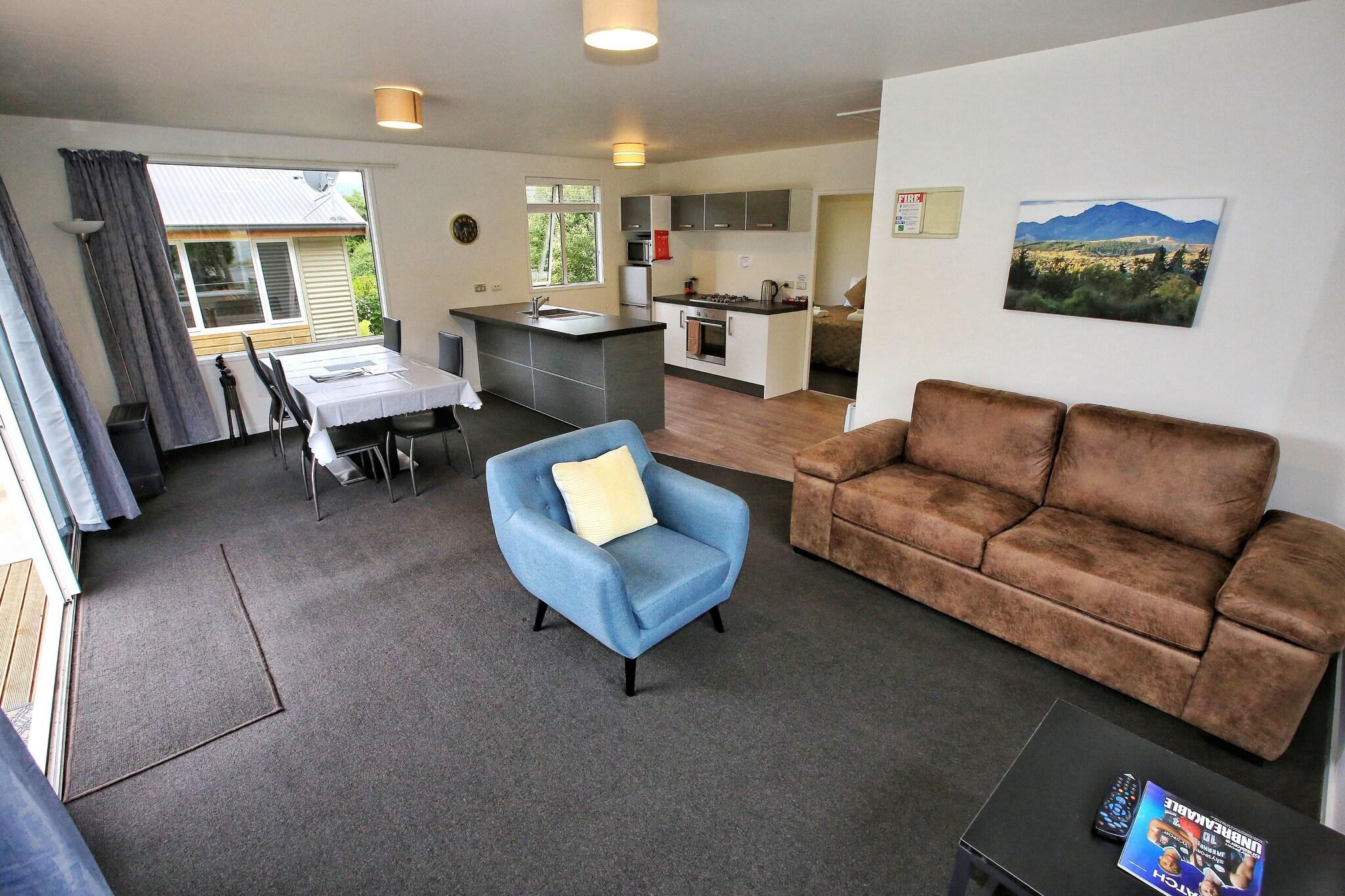 Chalet Queen Size Bed