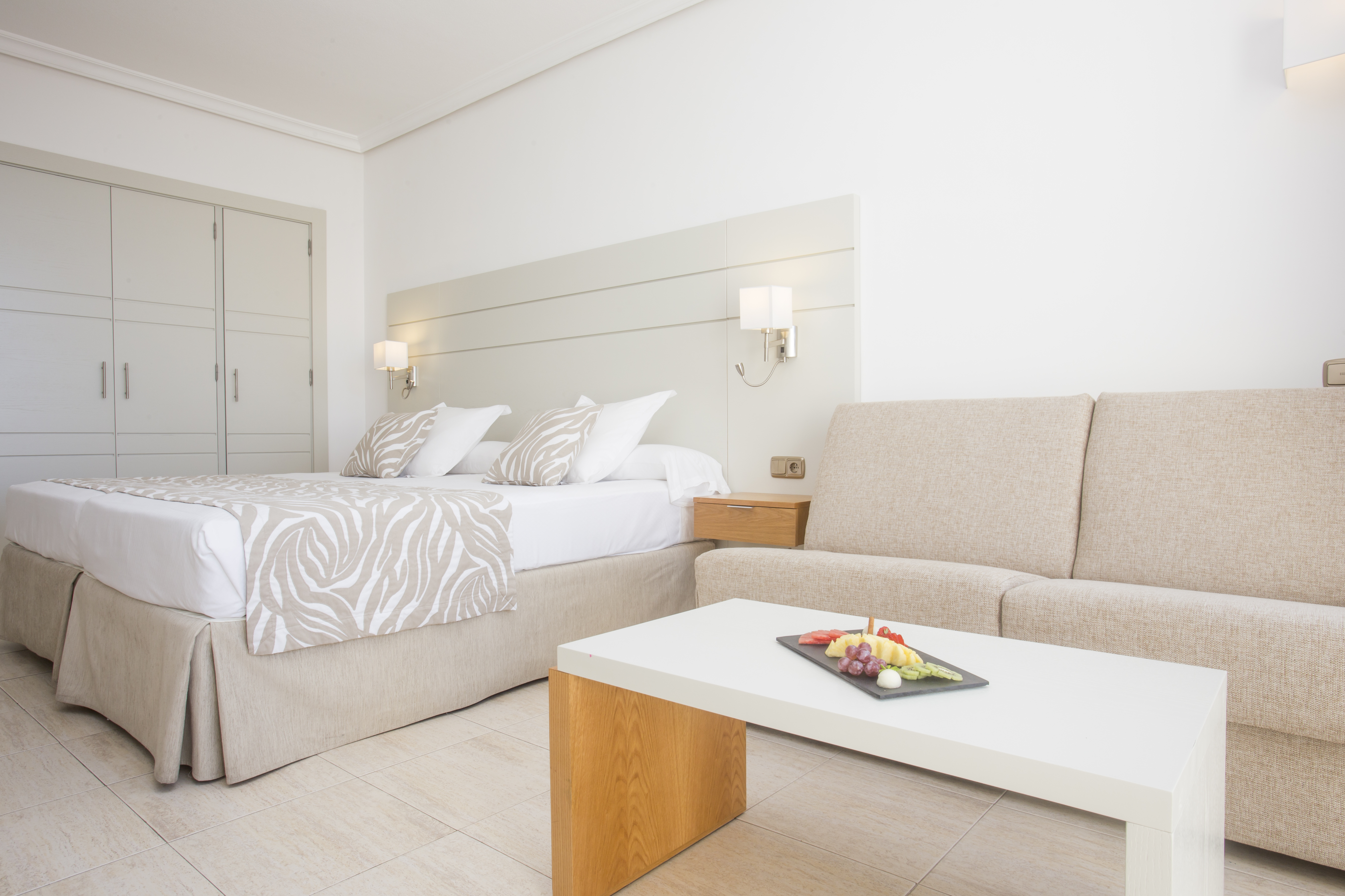 Double or Twin Standard