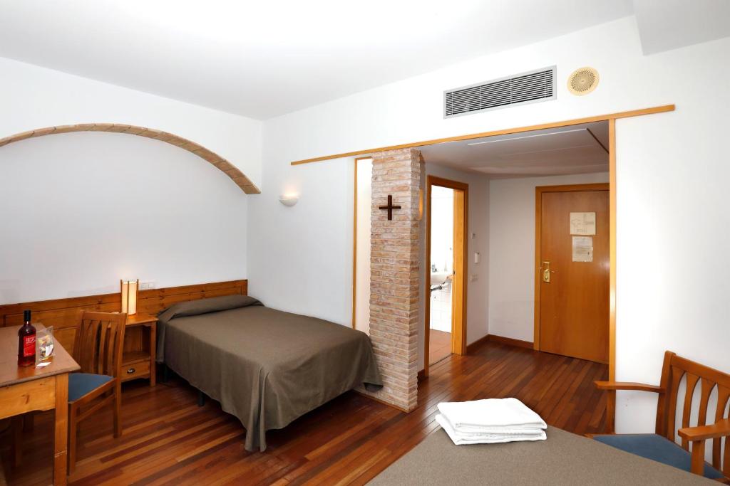 Quadruple Connecting Room