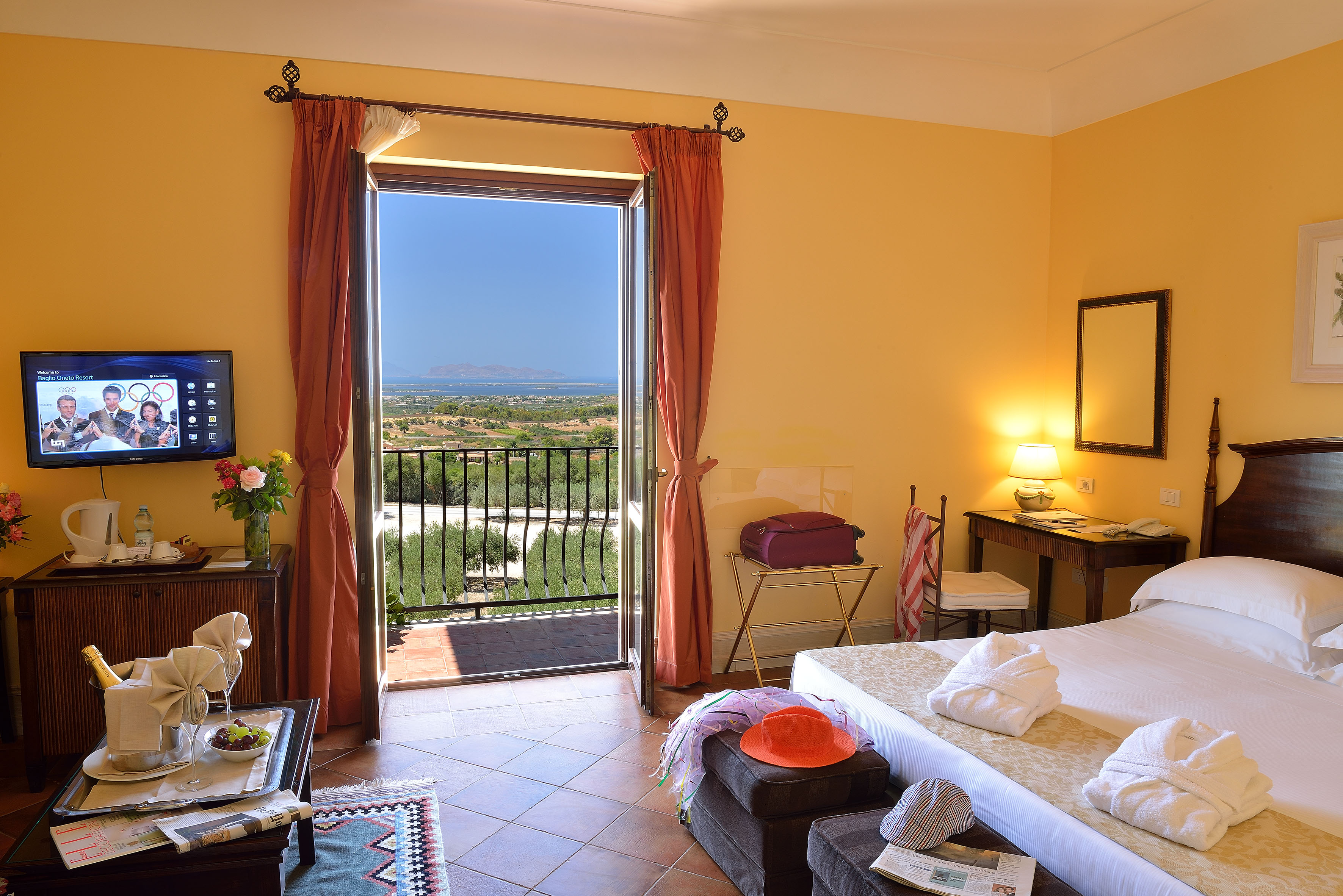 Double or Twin Deluxe