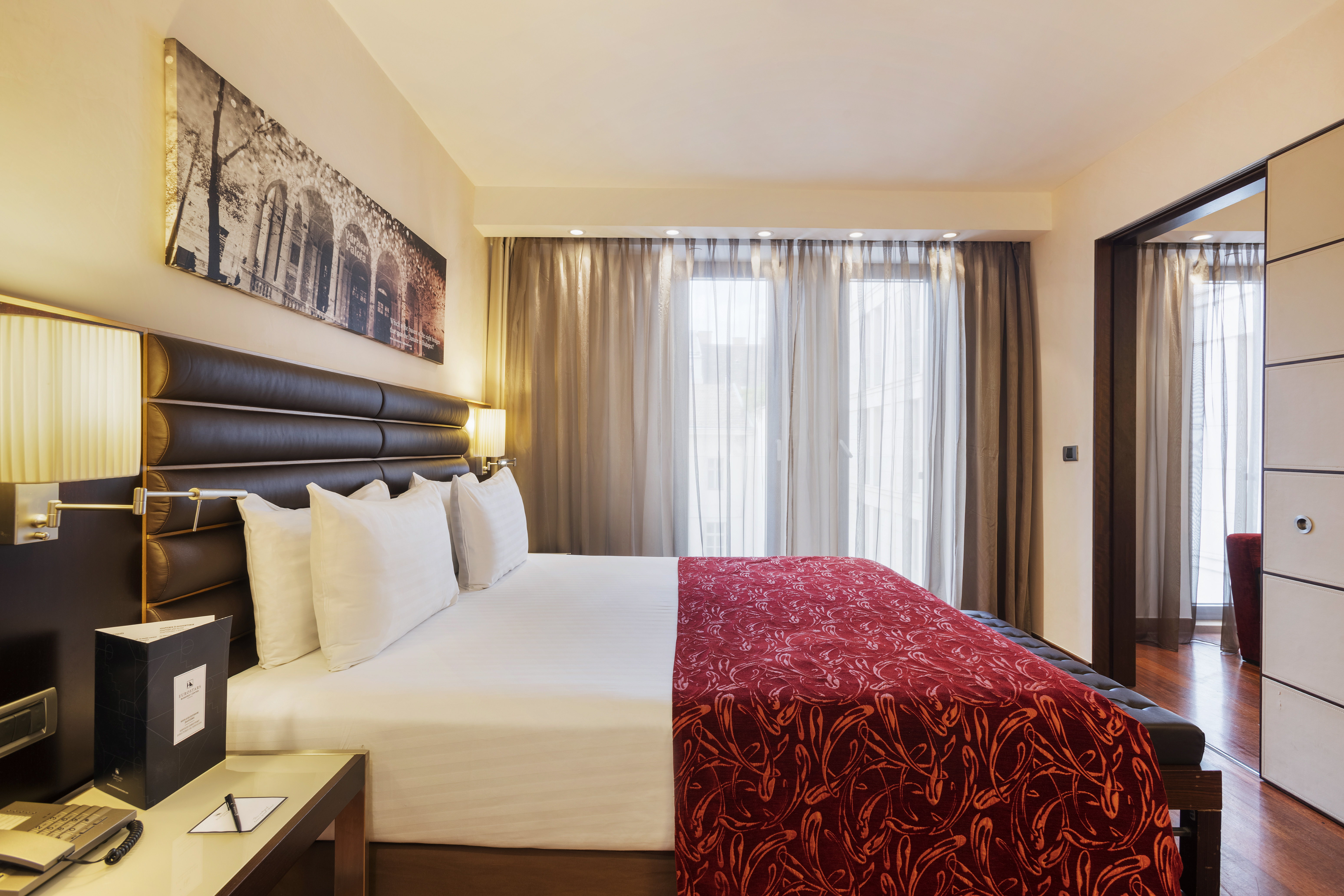 Junior Suite Standard