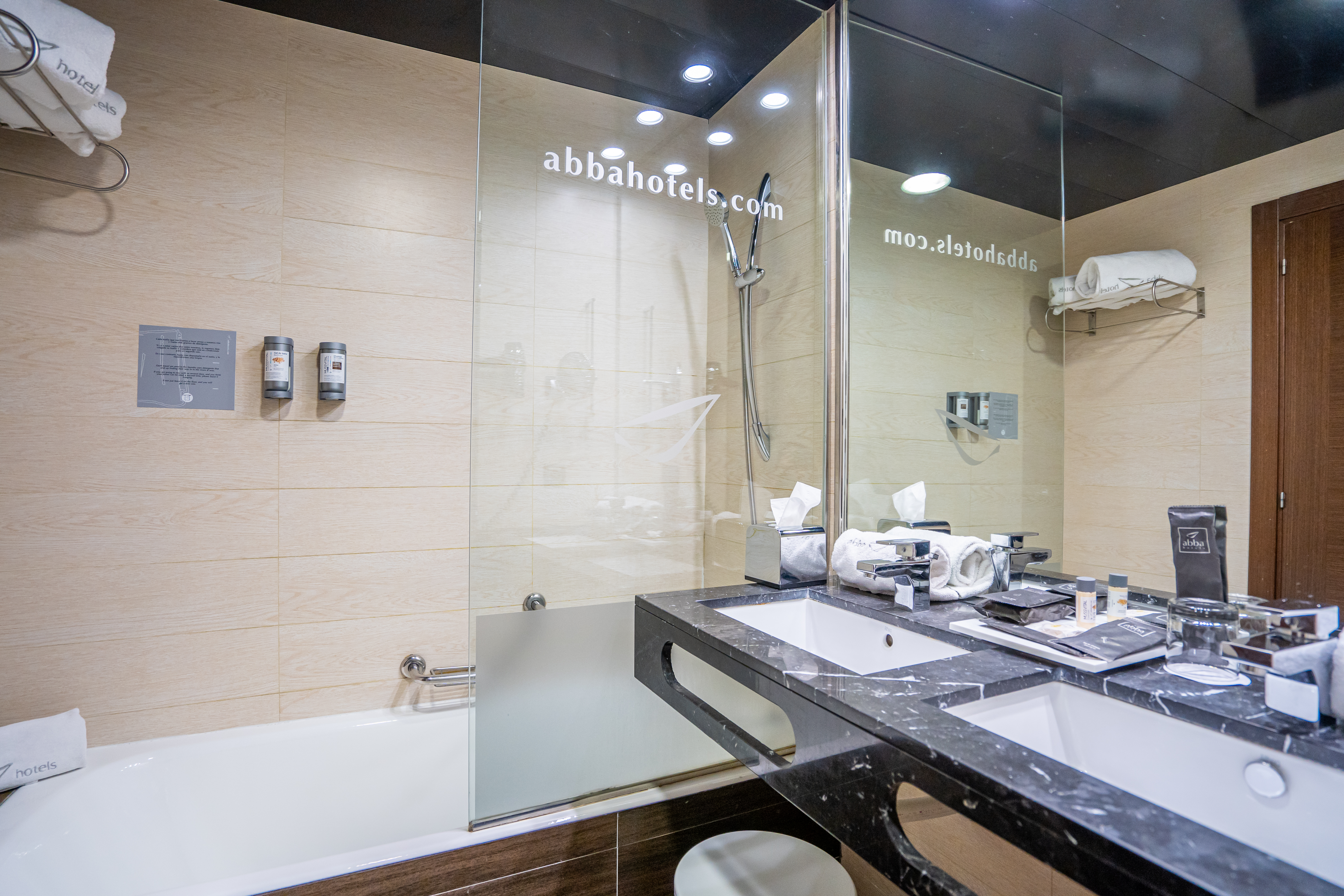 Family Room Capacity 3