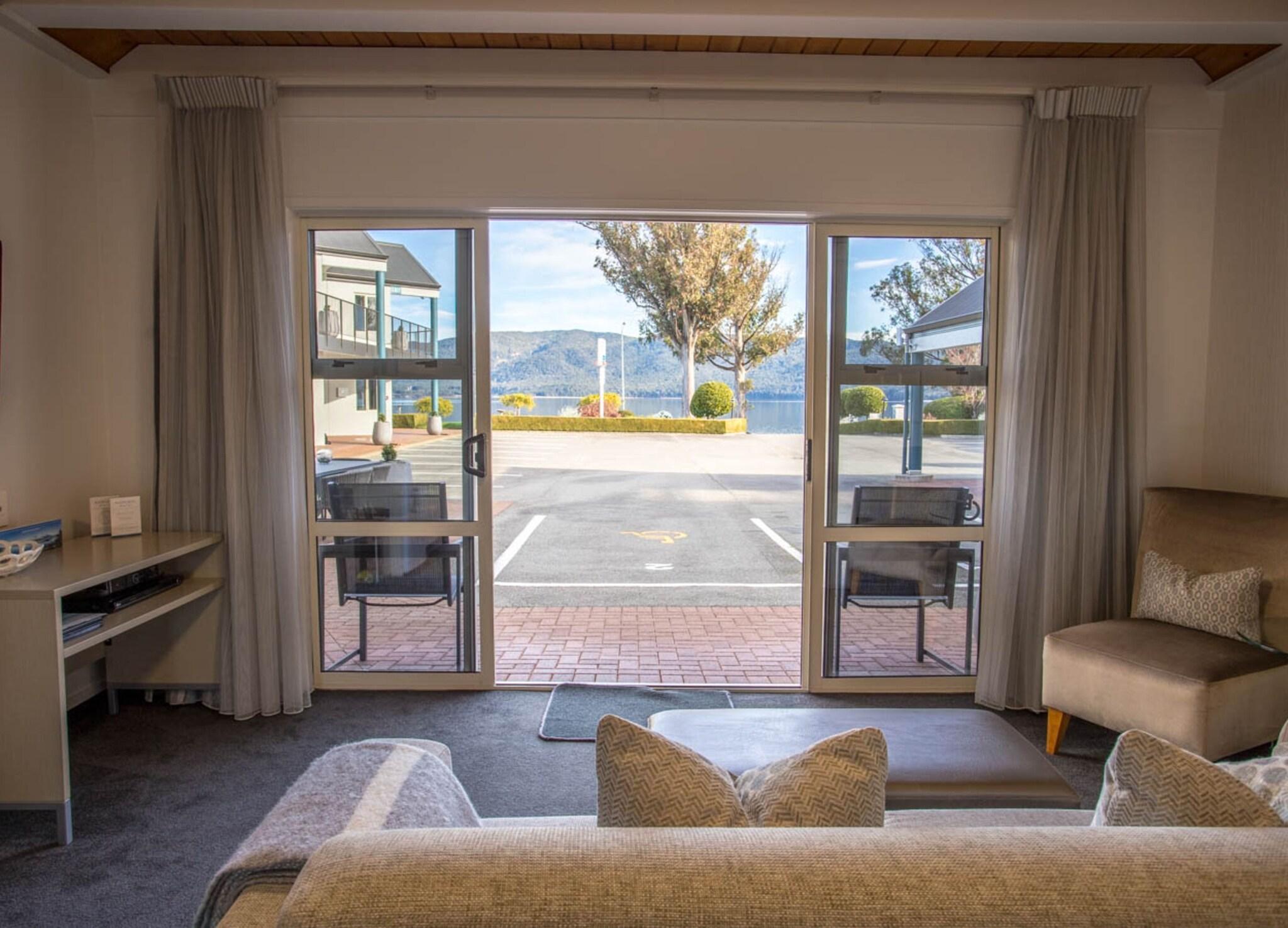 Suite King Bed One Bedroom 