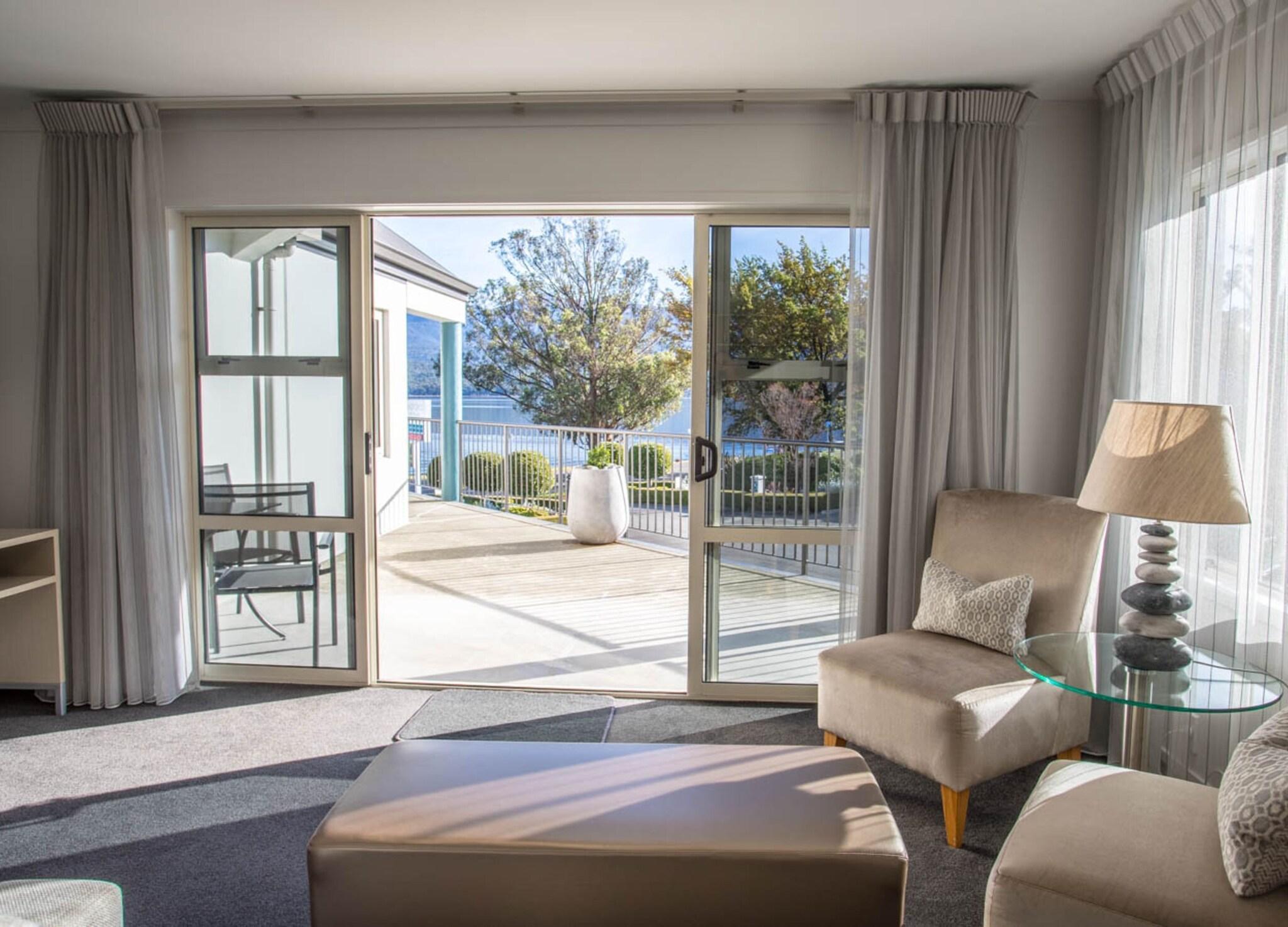 Room Premier King Bed