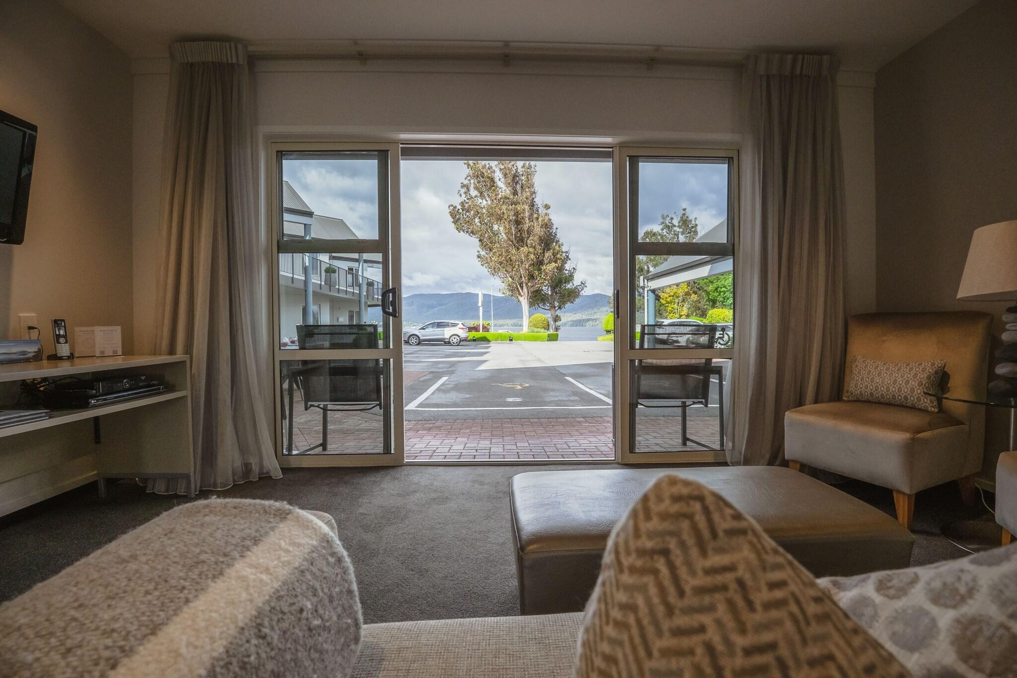 Suite King Bed One Bedroom 