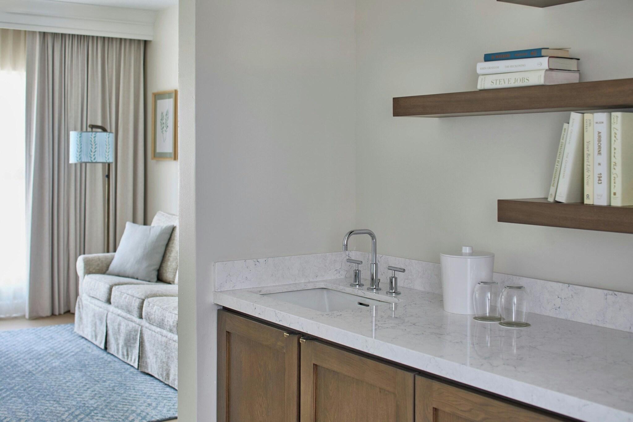 Suite King Bed One Bedroom 