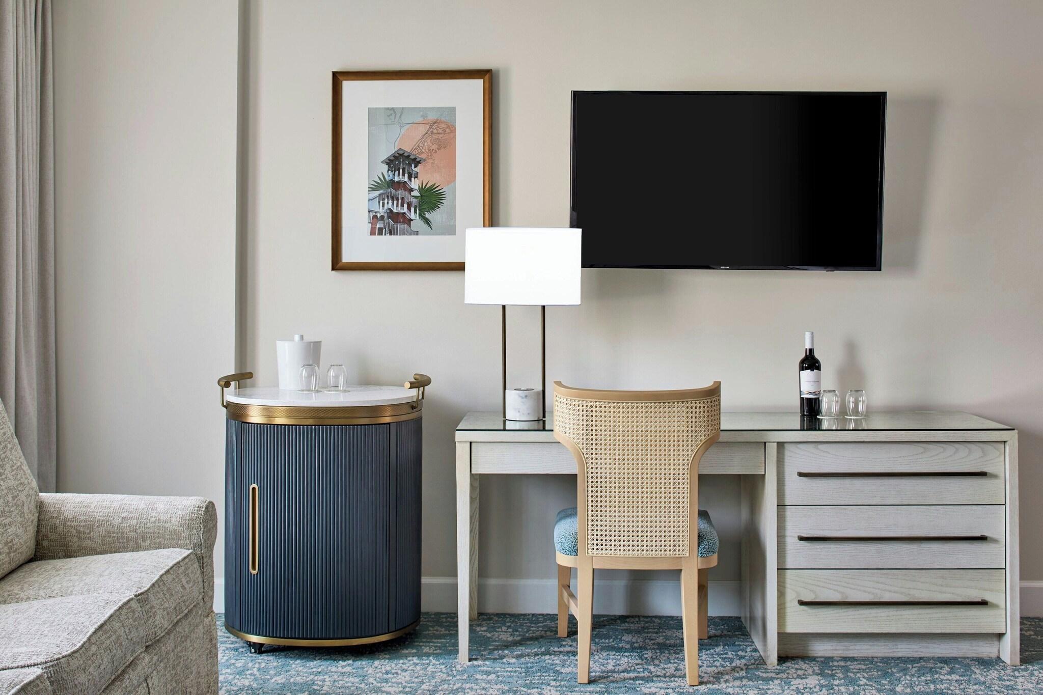 Studio King Size Bed