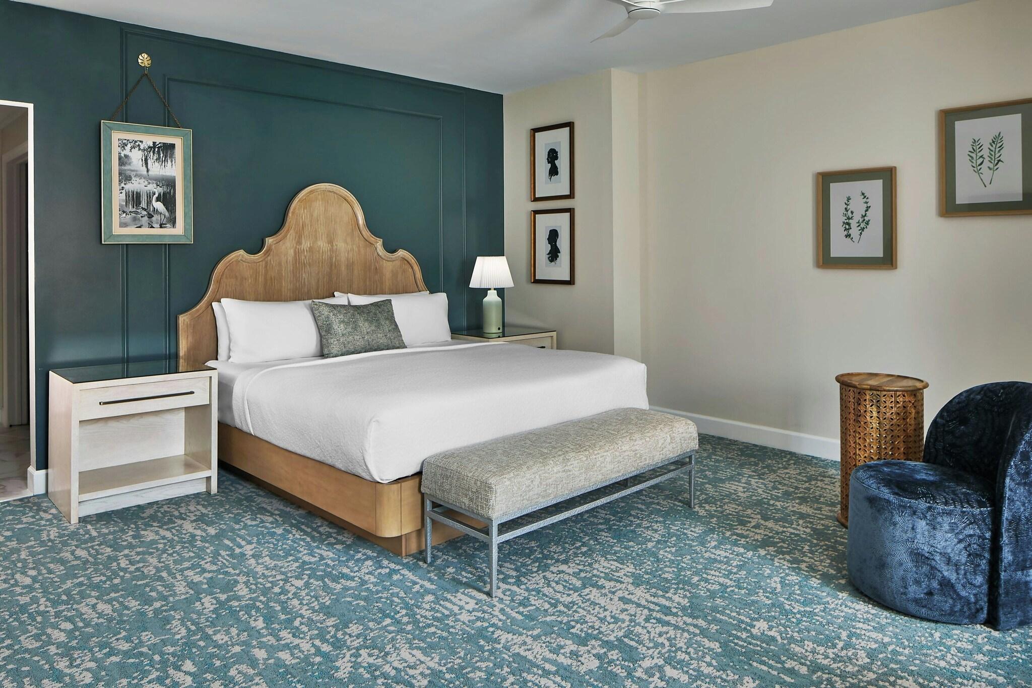 Studio King Size Bed