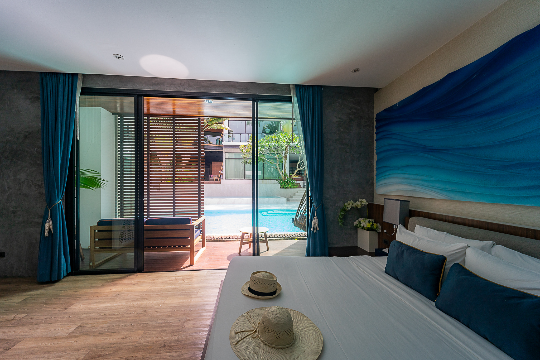 Junior Suite with Views