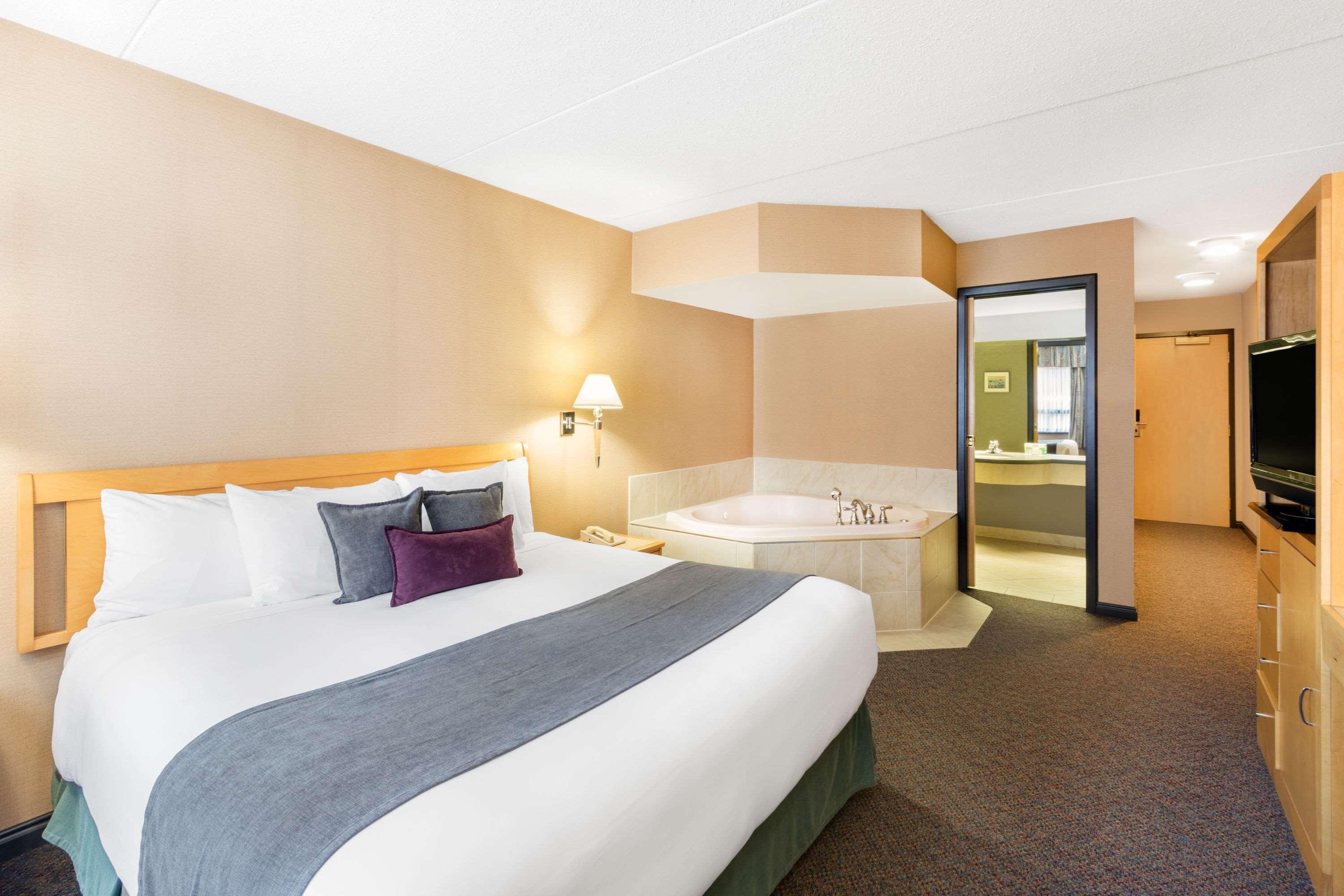 Suite King Bed Non Smoking